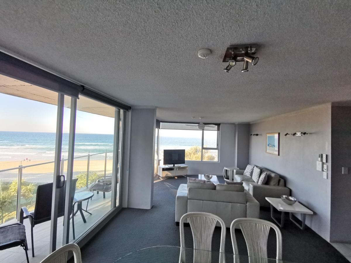 Two Bedroom Apartment (Lower Floors) – Beachfront,1092844950:JPEG