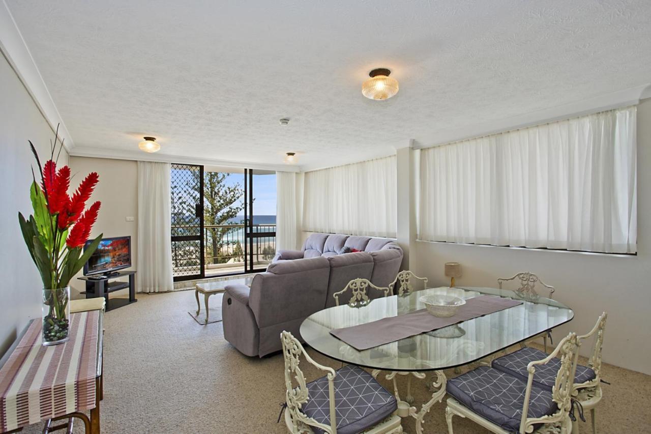 Two-Bedroom Apartment Sea View