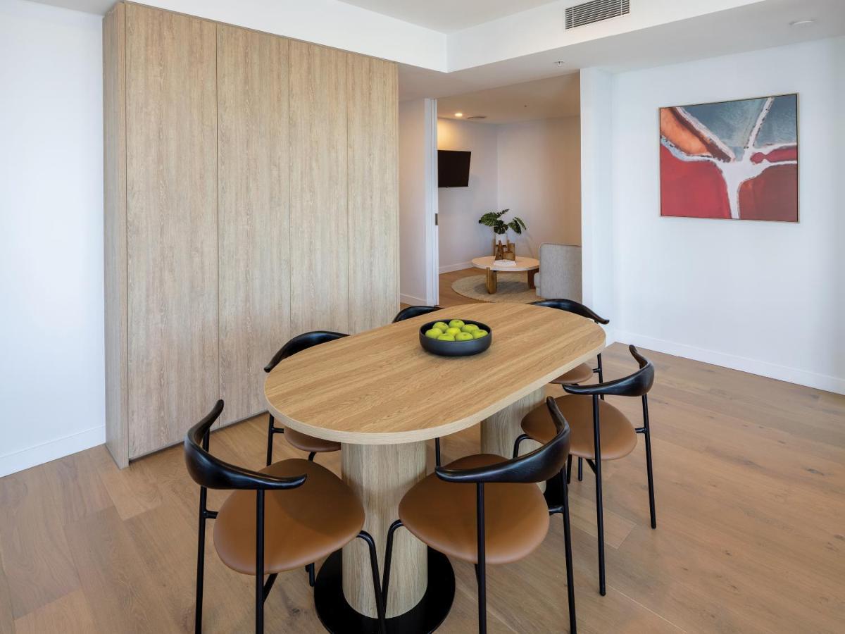 Two Bedroom Two Bathroom Ocean View w Media Room No Housekeeping