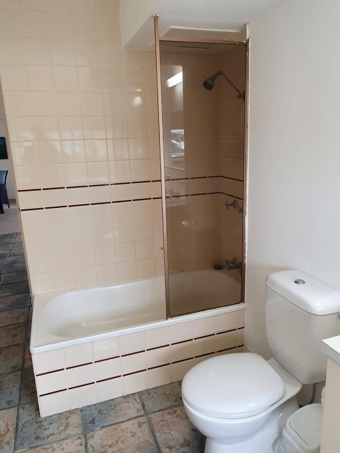 Two Bedroom Low Floor Ocean View Apartment