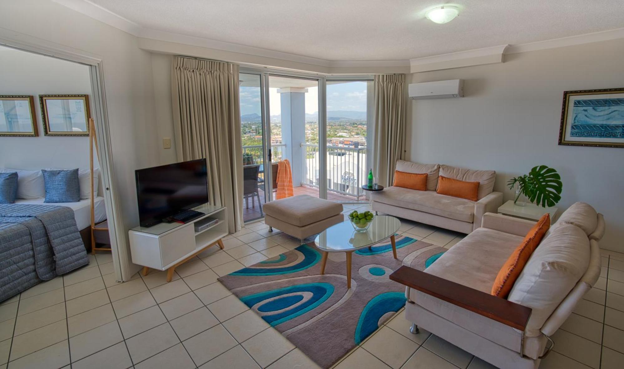 Superior Three Bedroom Apartment with Ocean View