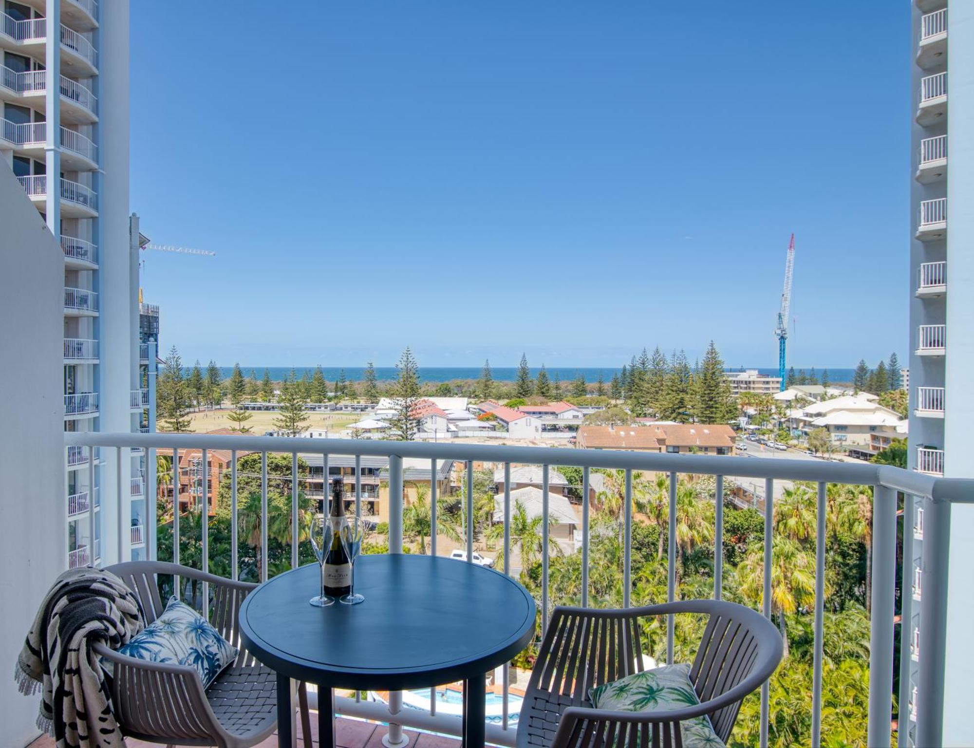Superior One-Bedroom Apartment Ocean View,1212288979:JPEG