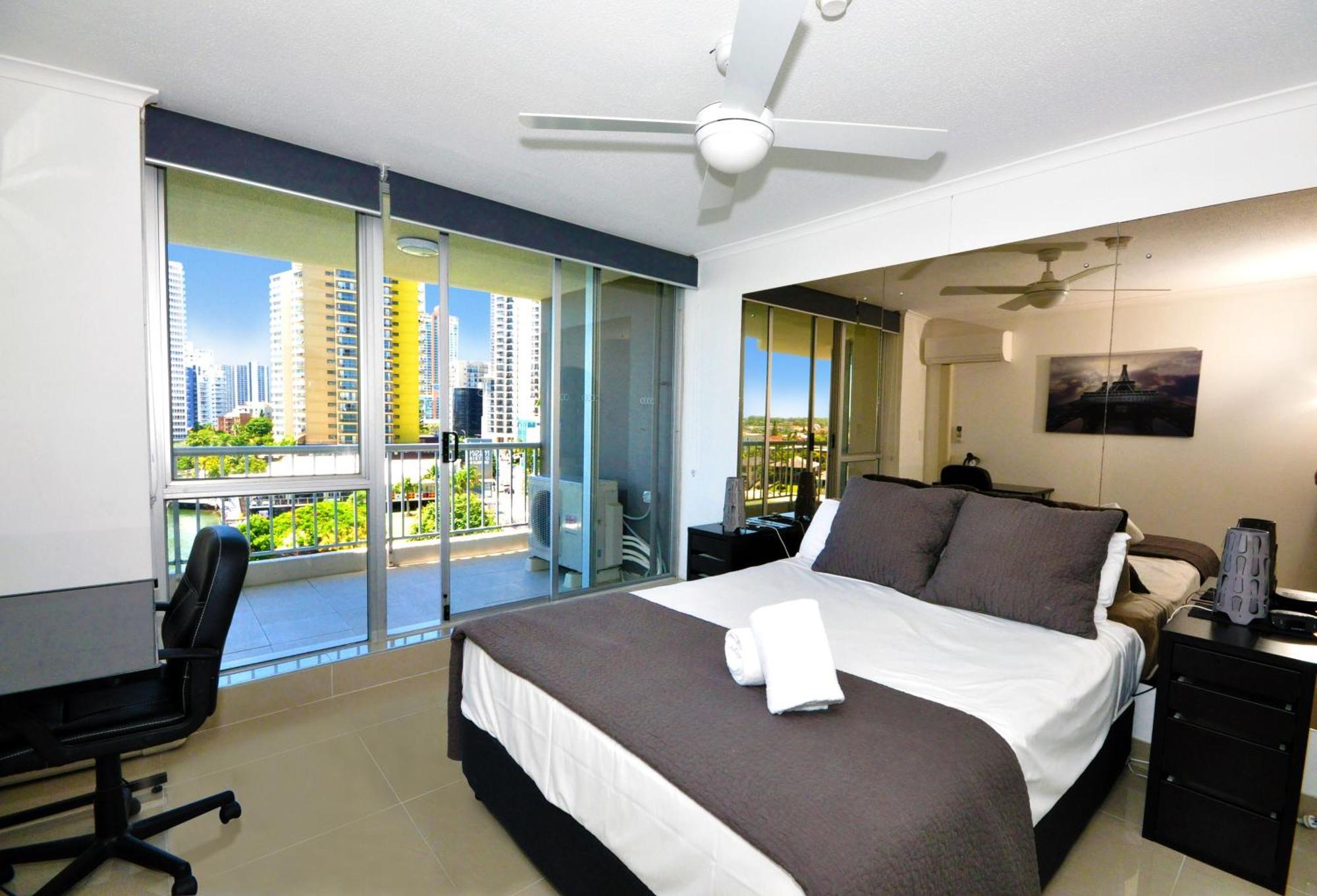 Two-Bedroom Deluxe Apartment