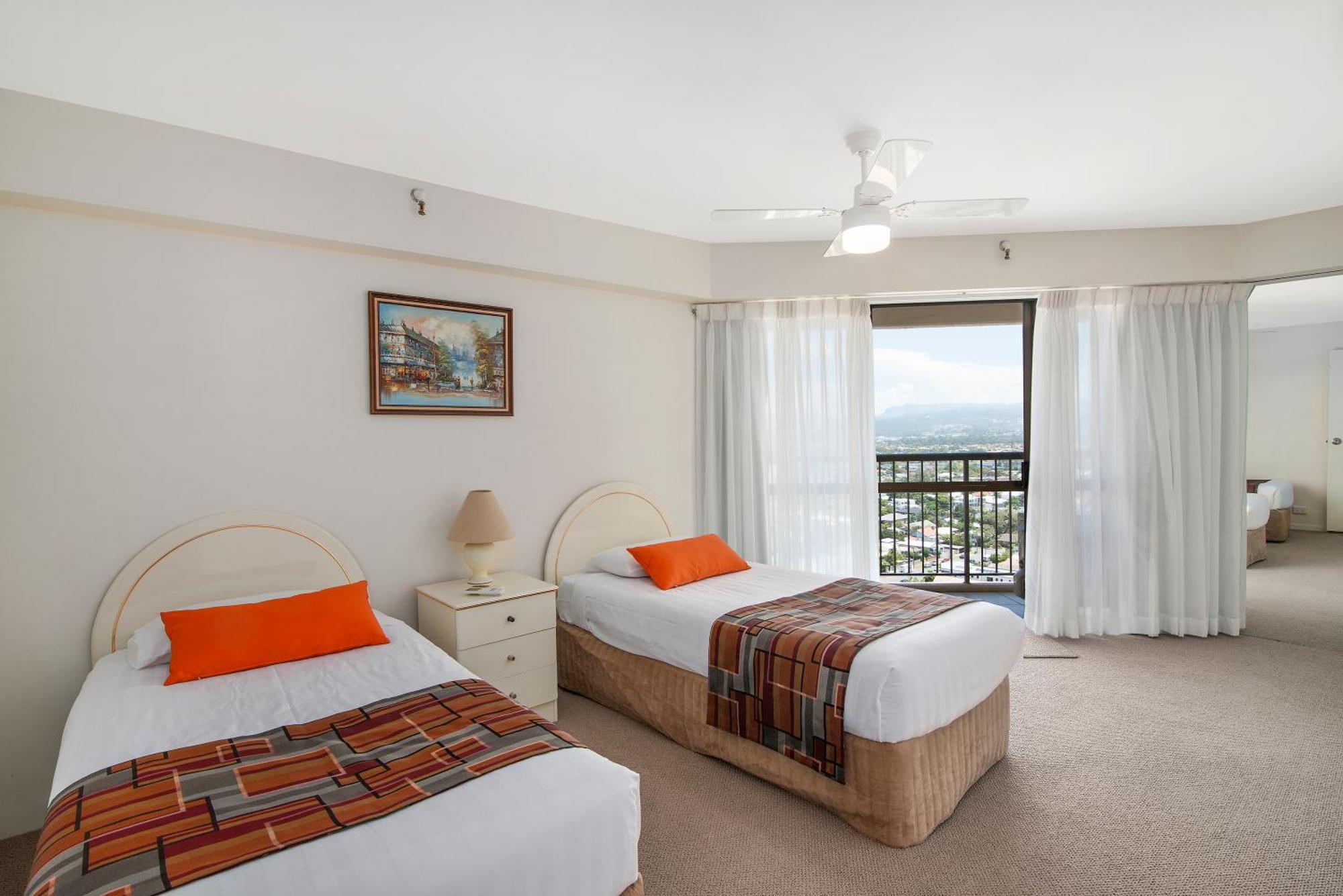 Three Bedroom Standard Ocean View Apartment