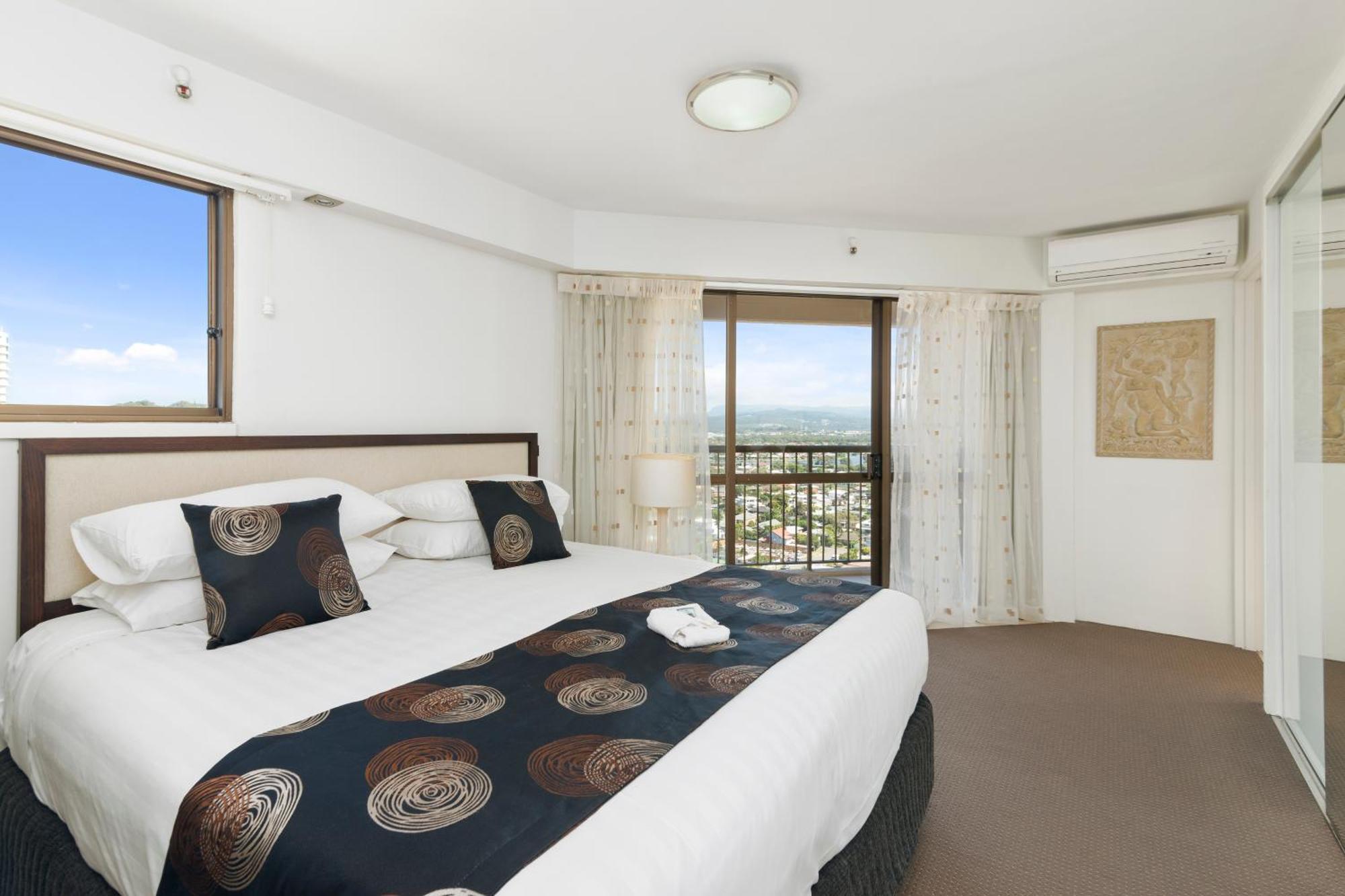 One Bedroom Superior Ocean View Apartment