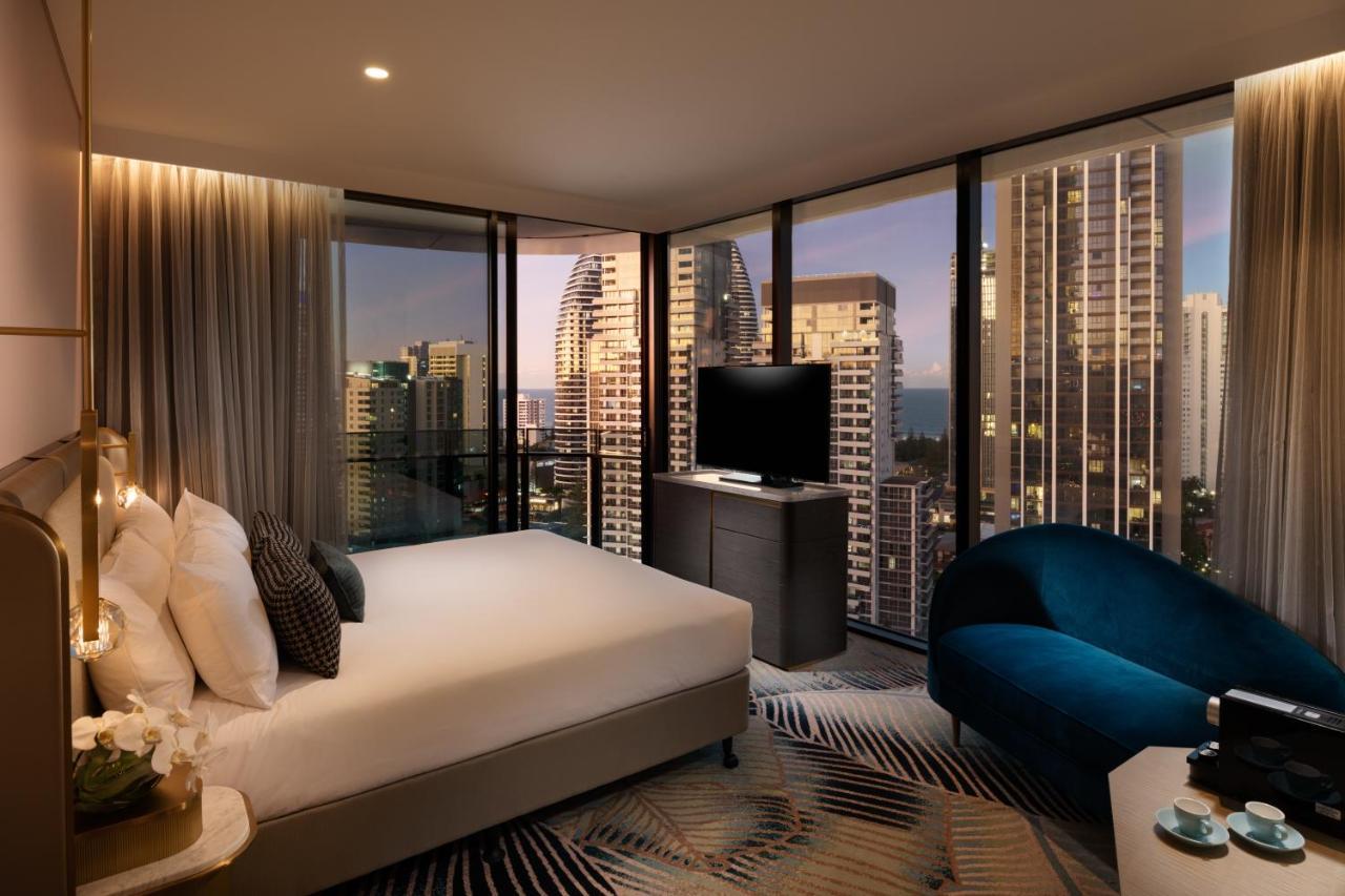 Executive King Panoramic Includes Executive Lounge Access