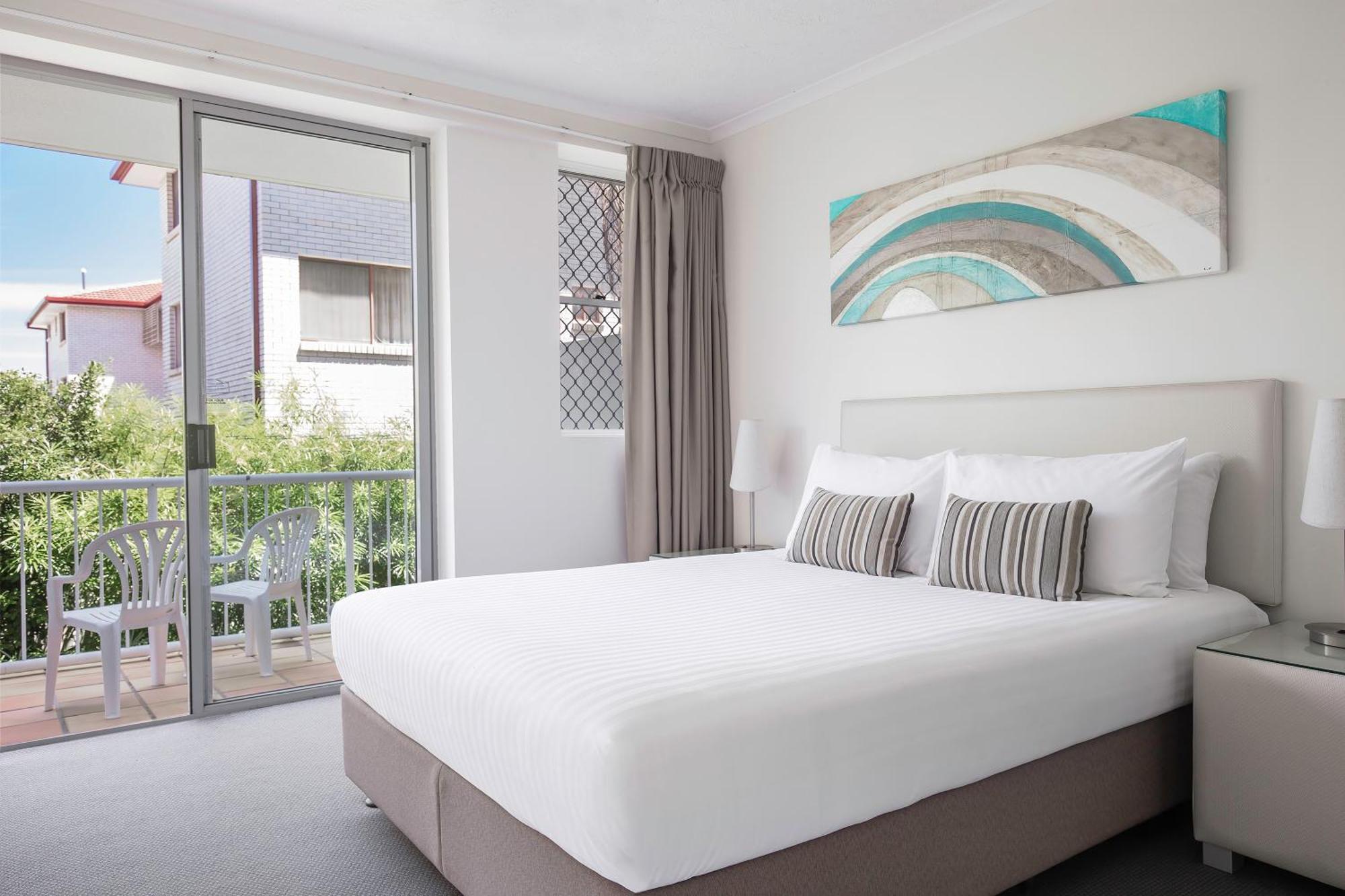 Two-Bedroom Apartment,1277309185:JPEG