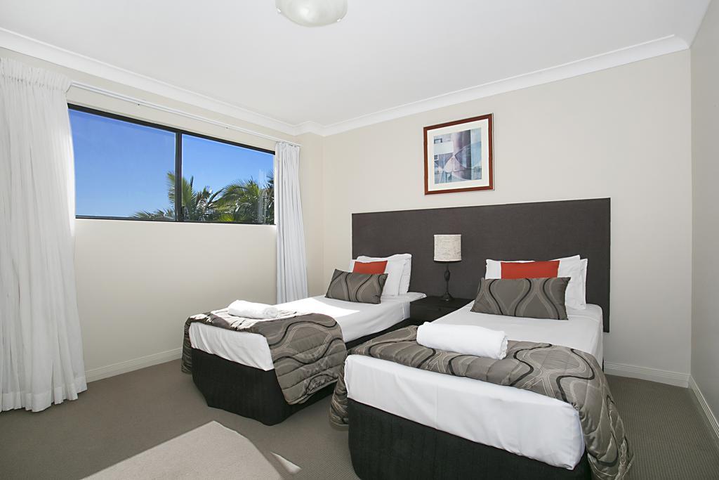 Two-Bedroom Apartment,825918416:JPEG