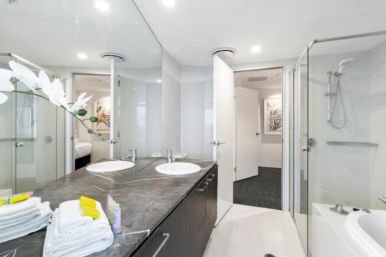 Converted 2 Bed 1 Bath River View