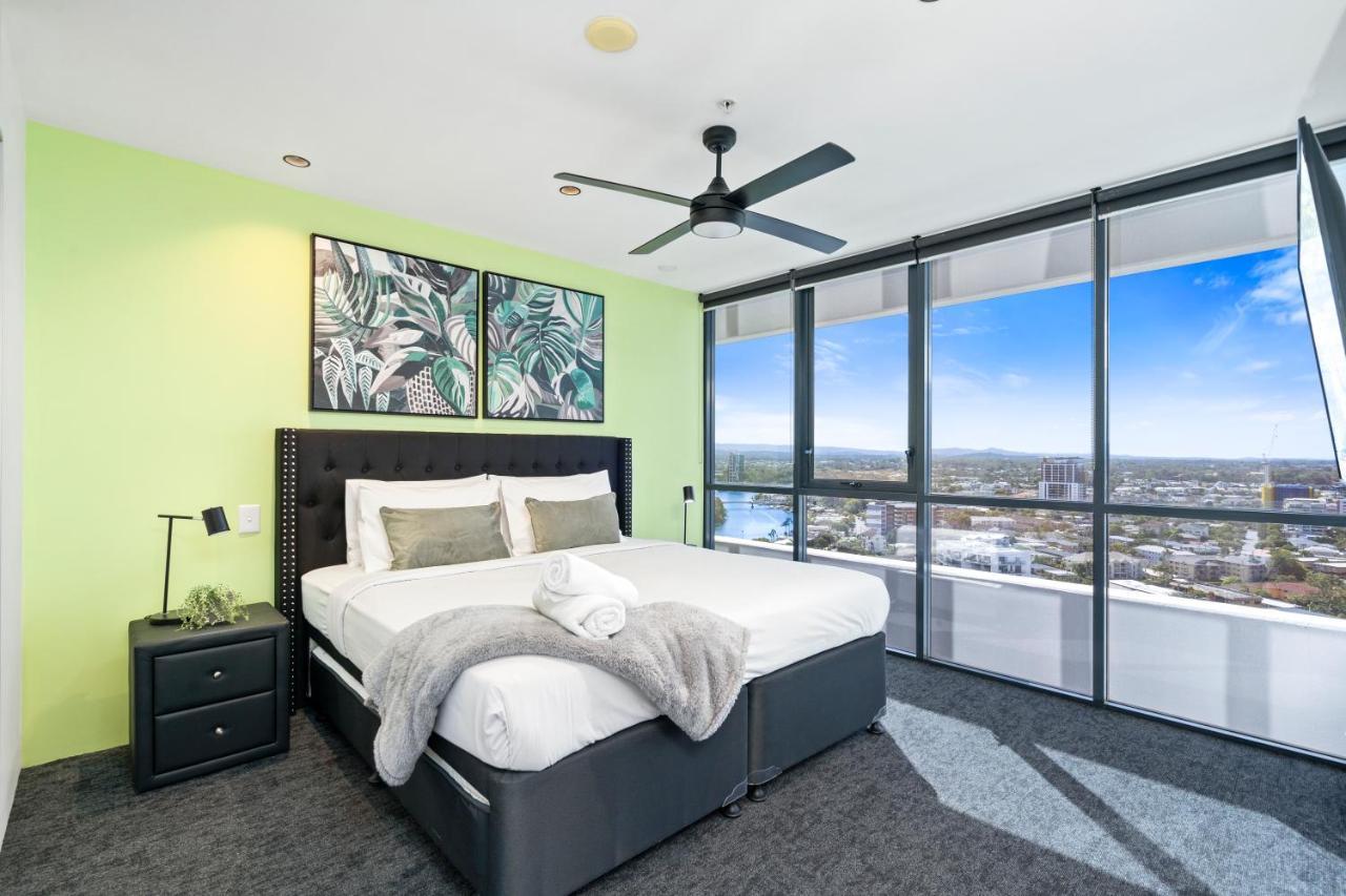 Converted 2 Bed 1 Bath River View