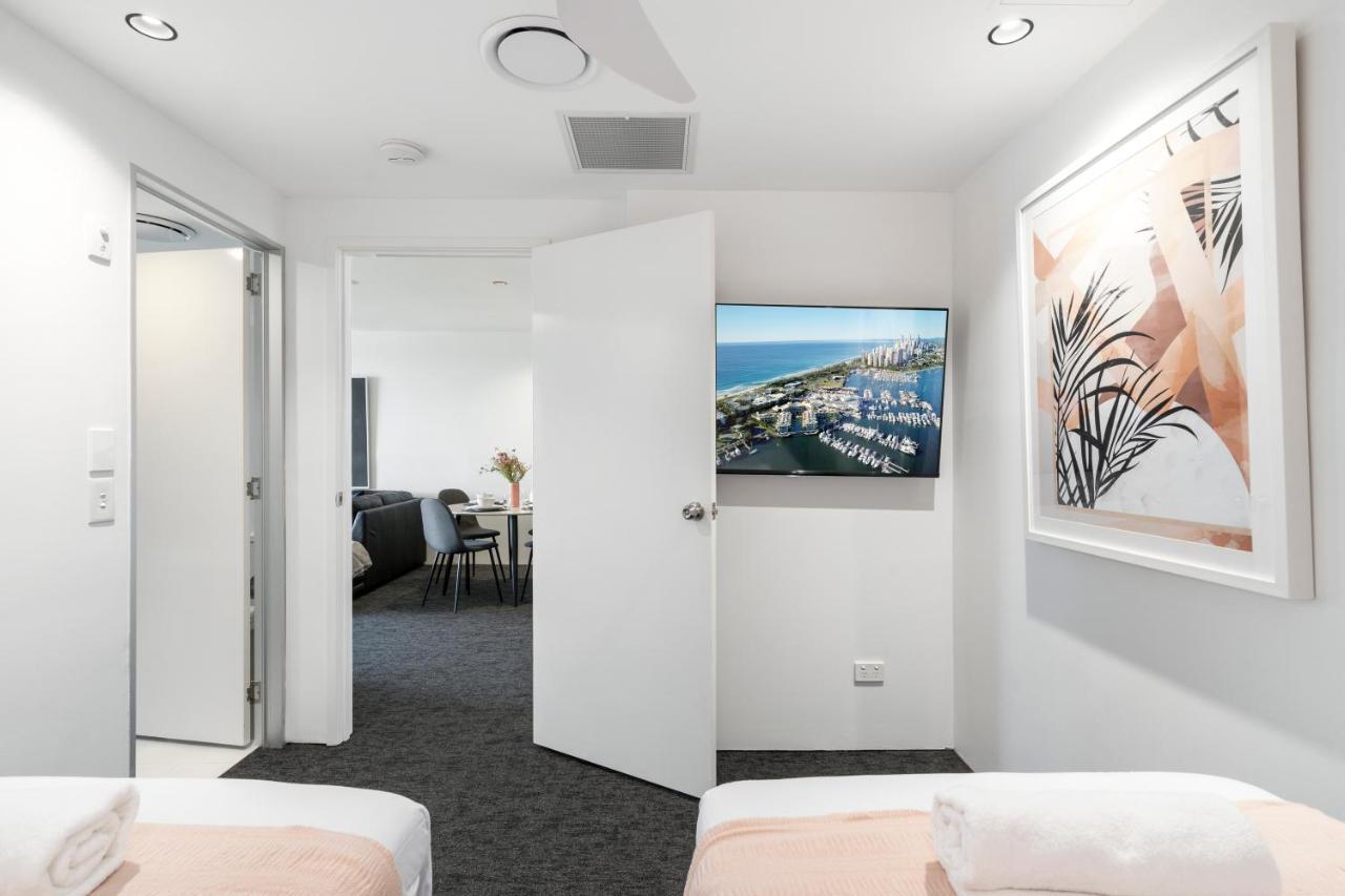Converted 2 Bed 1 Bath River View