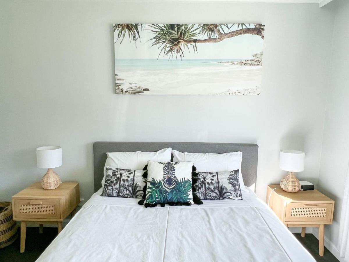 One-Bedroom Apartment Hinterland View