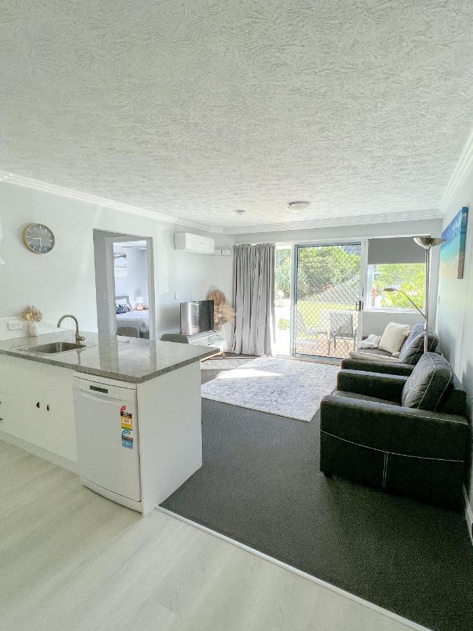 One-Bedroom Apartment Hinterland View