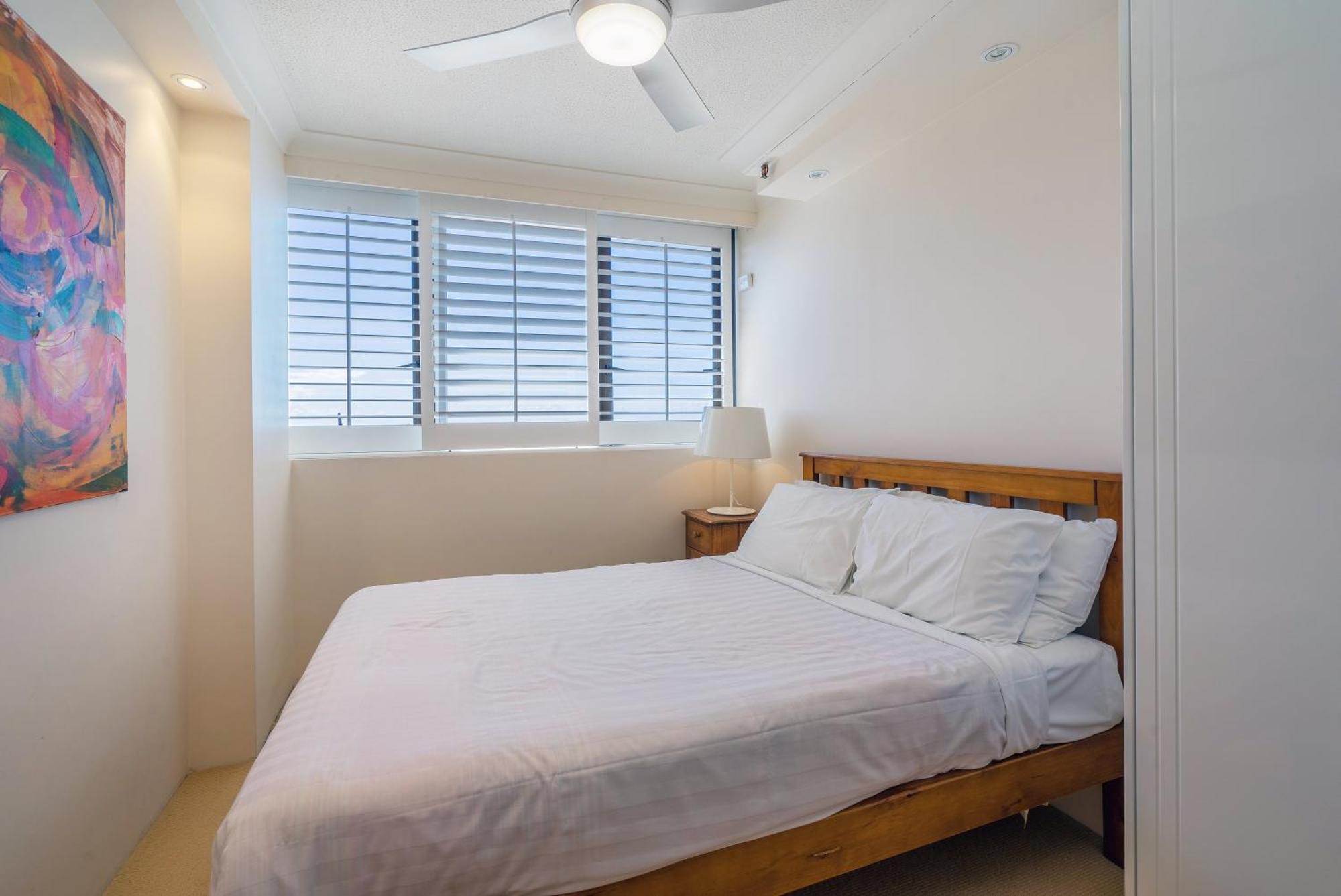 Deluxe Three-Bedroom Apartment Ocean Front