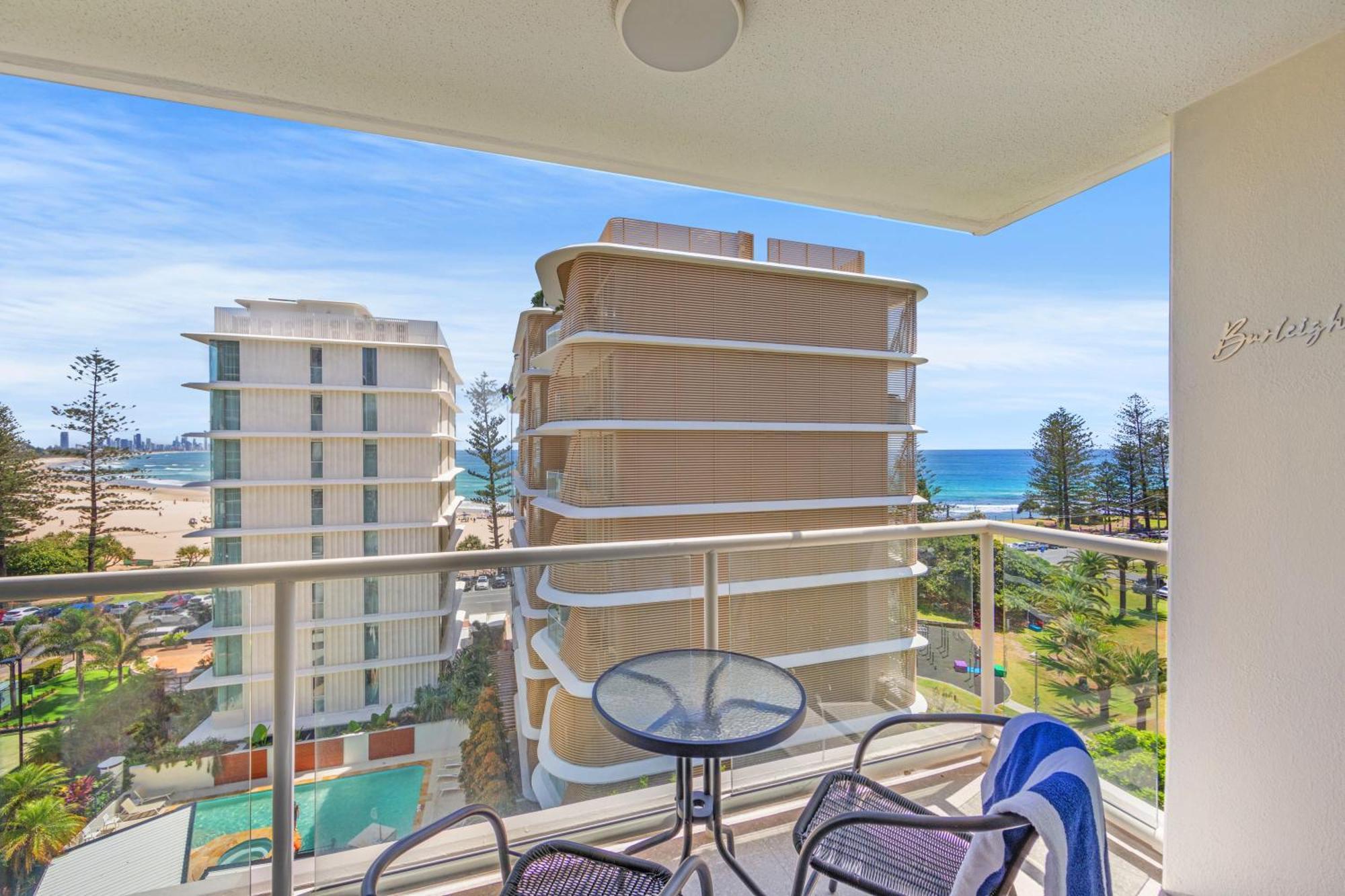 1 Bedroom Deluxe Ocean View Apartment
