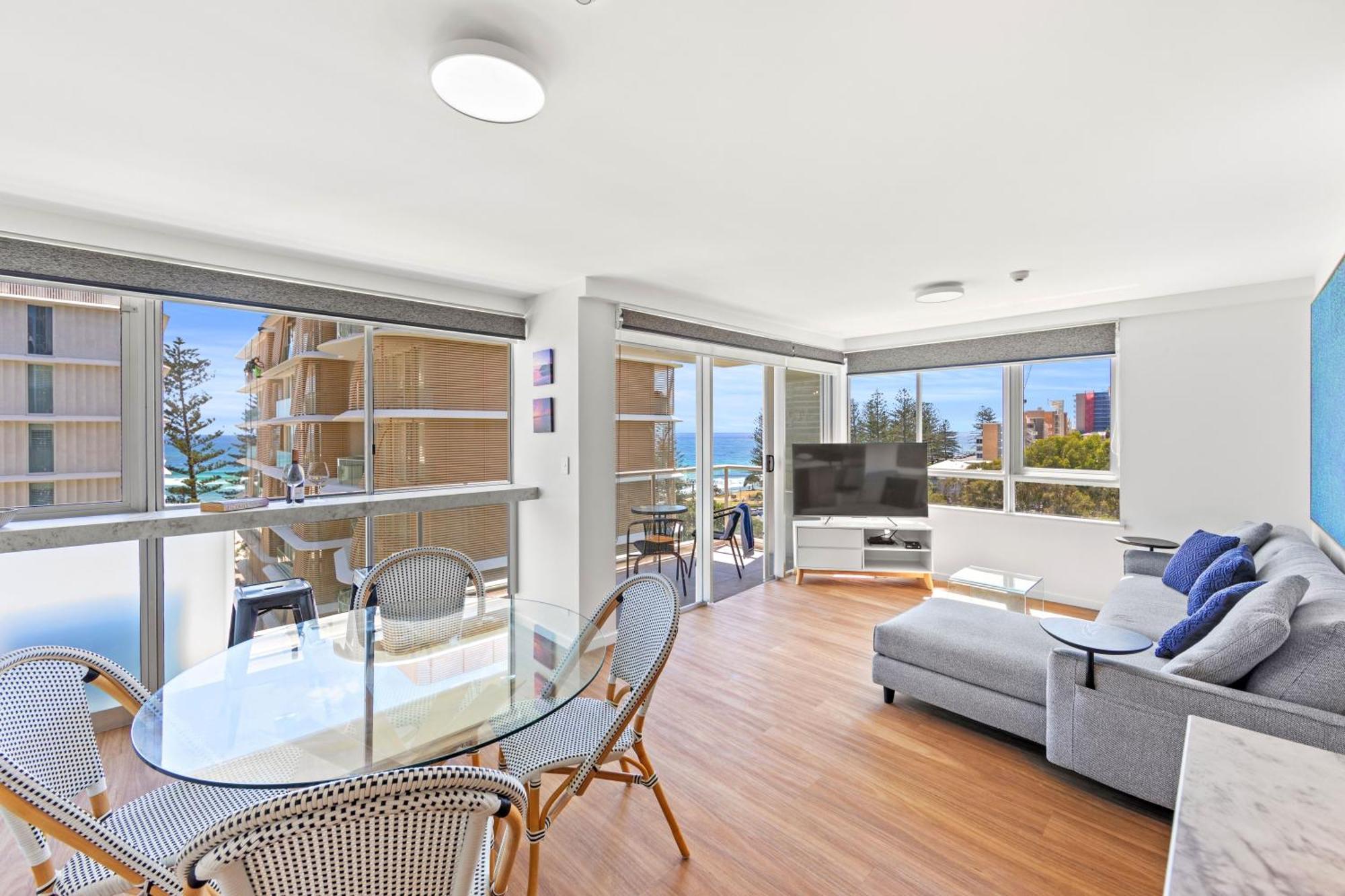 1 Bedroom Deluxe Ocean View Apartment