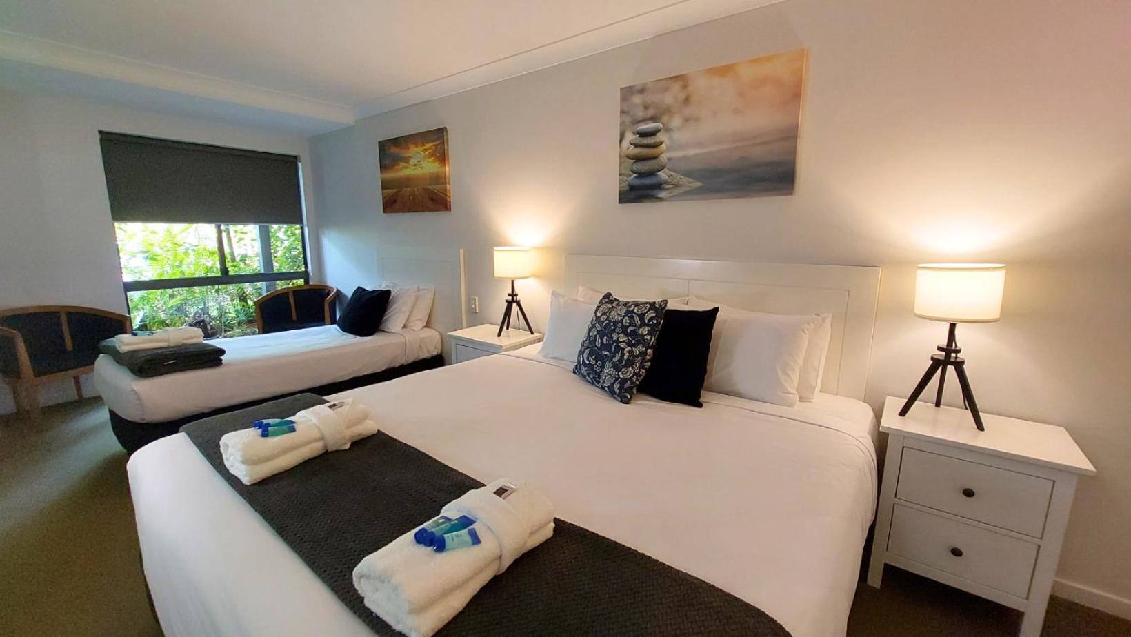 Chambre Lit Queen-Size Motel