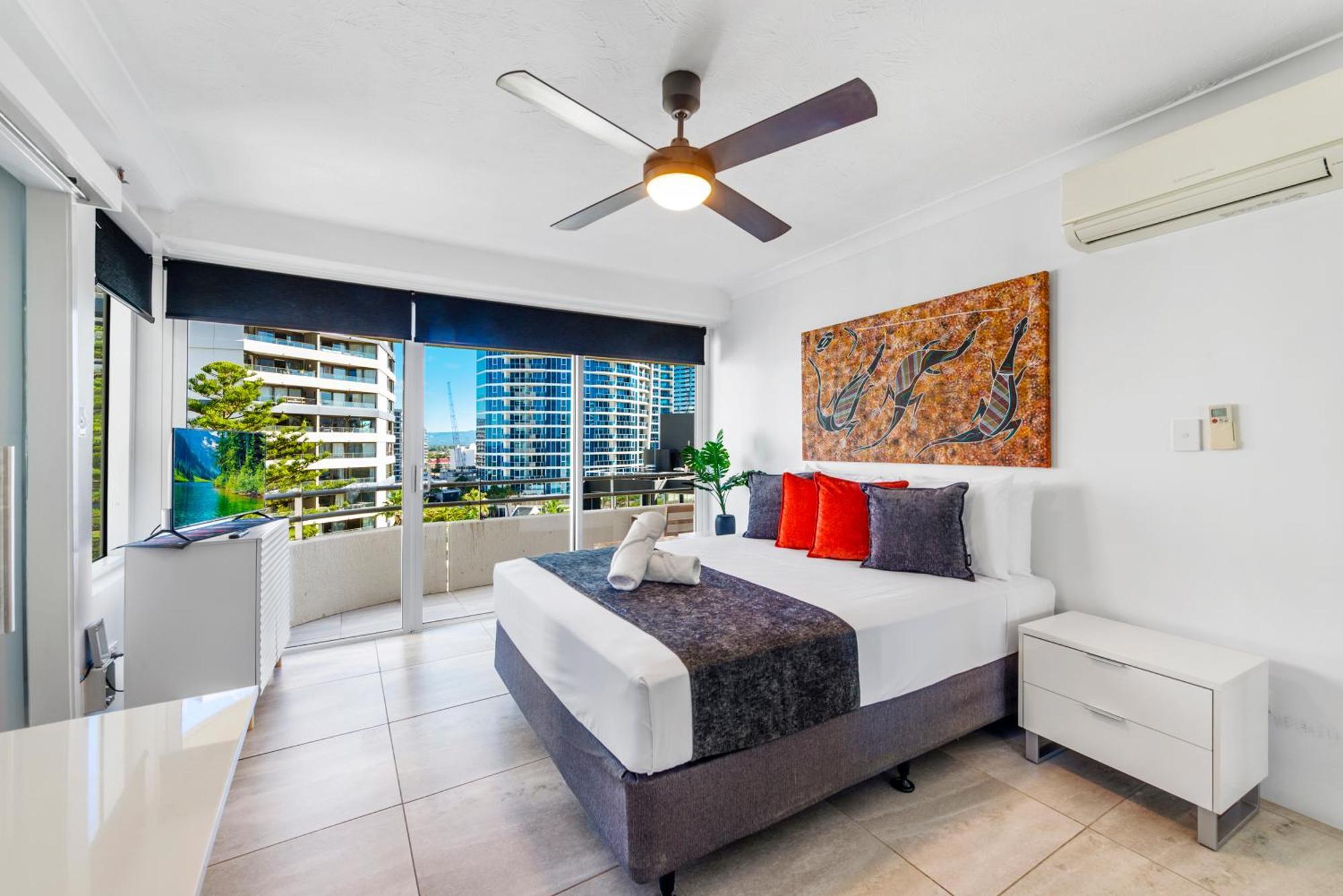 Accessible Deluxe Three-Bedroom Apartment,1586120467:JPEG