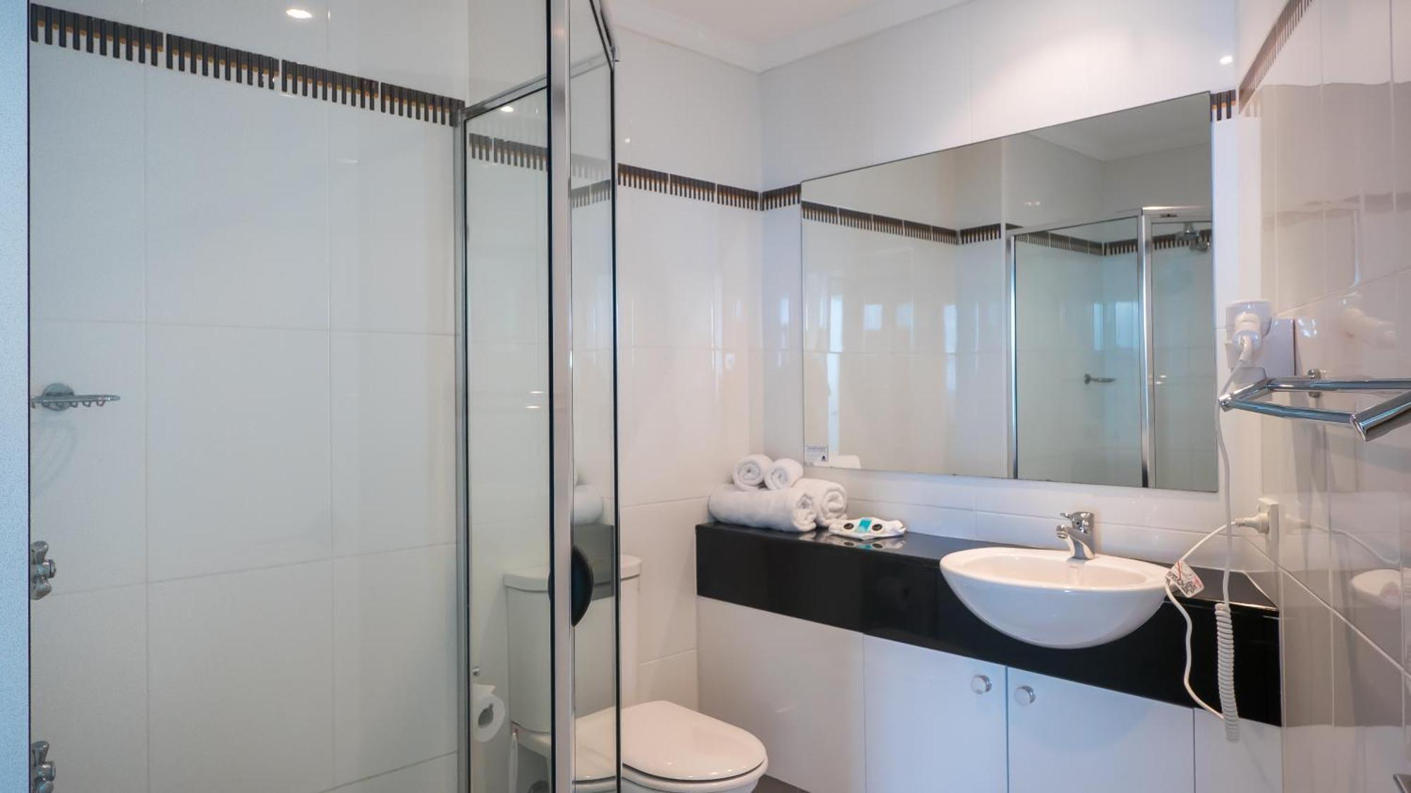 Two-Bedroom Apartment Ocean View