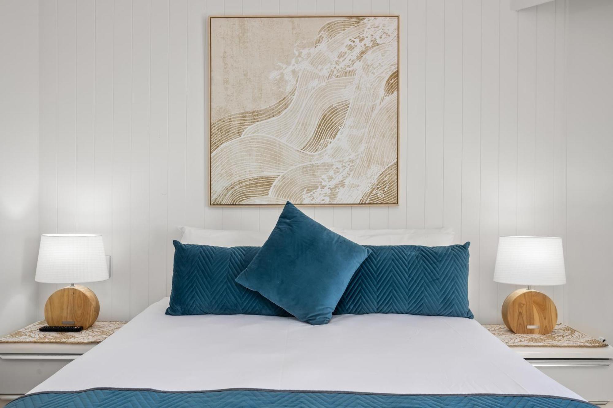 Two Bedroom Superior Ocean View Apartment