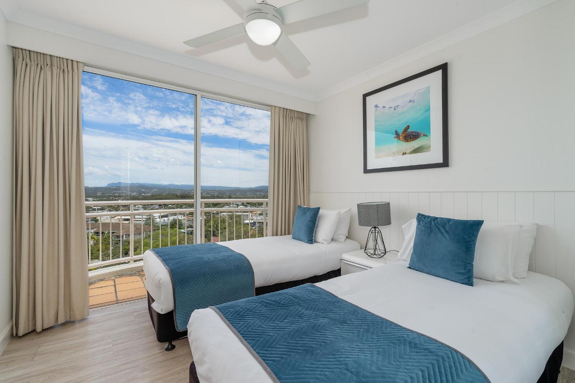 Three Bedroom Superior Ocean View Apartment