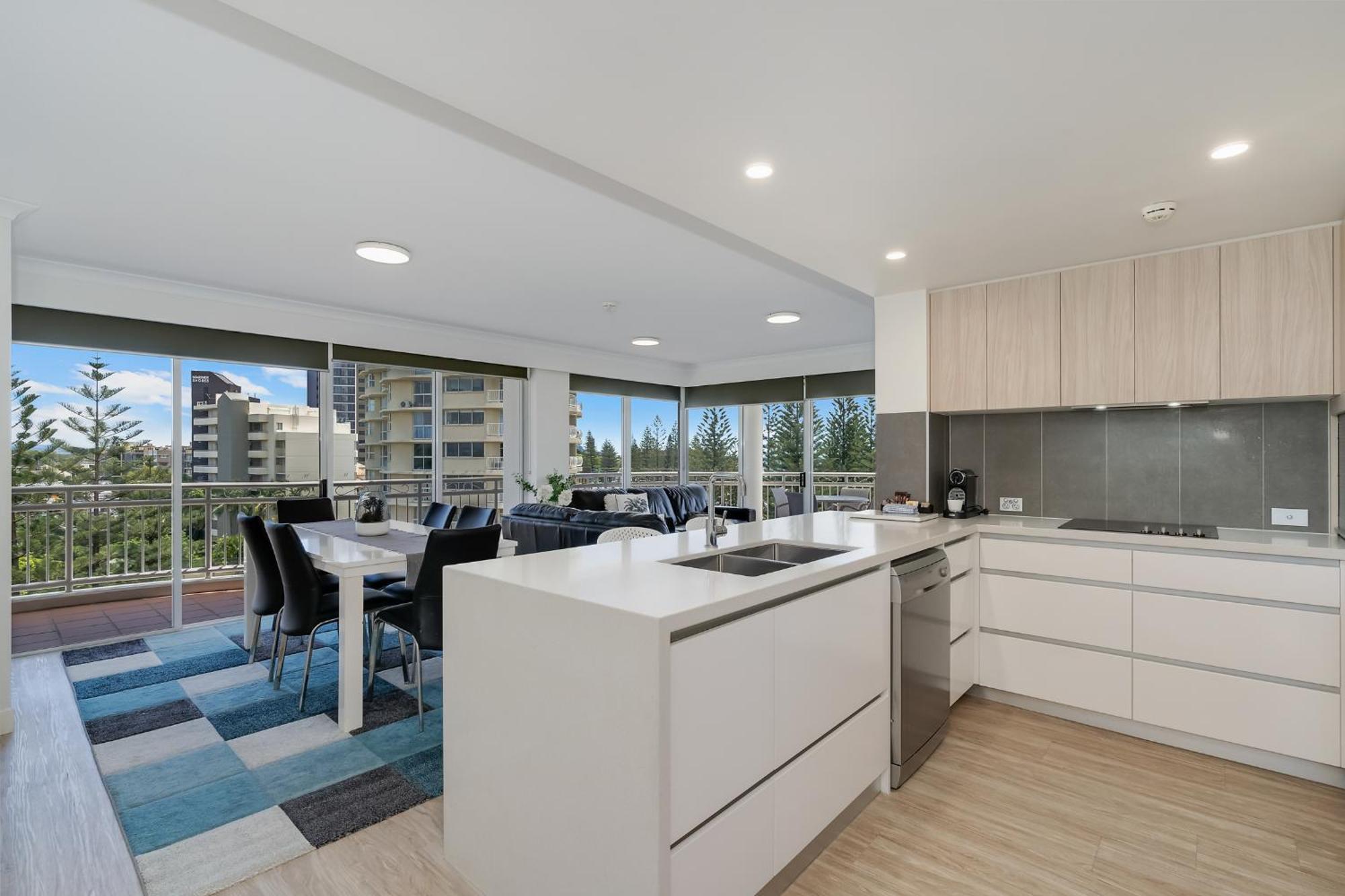 Three Bedroom Superior Ocean View Apartment