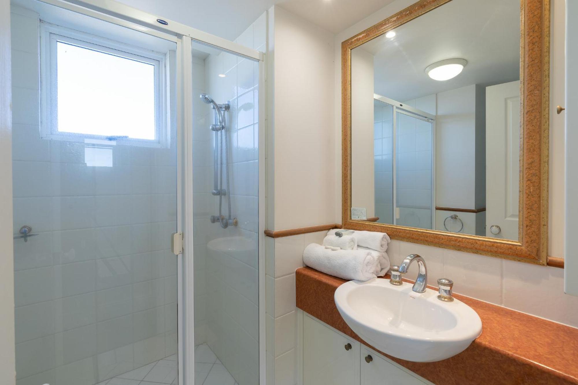 Two Bedroom Superior Ocean View Apartment – No Air Conditioning