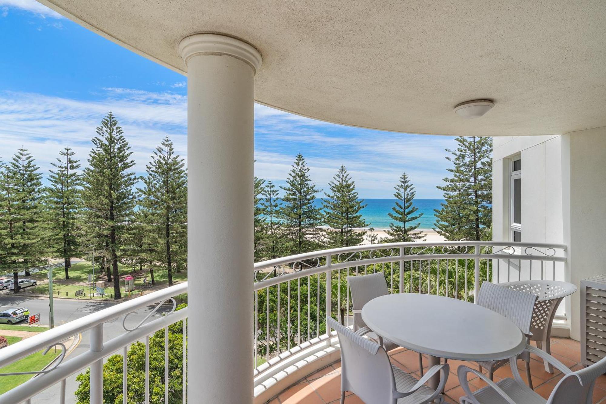 Three Bedroom Superior Ocean View Apartment