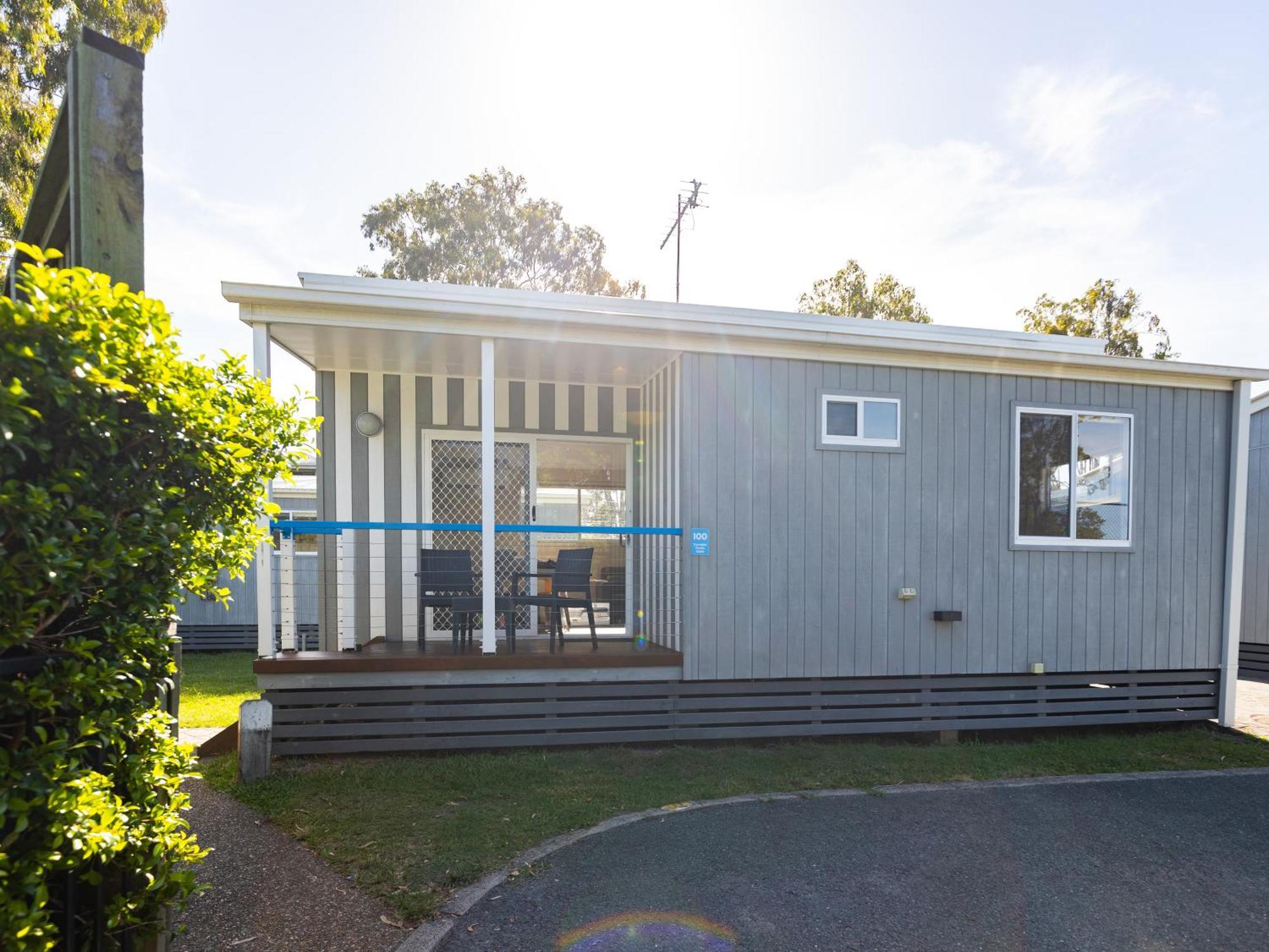 Courtside Family Cabin