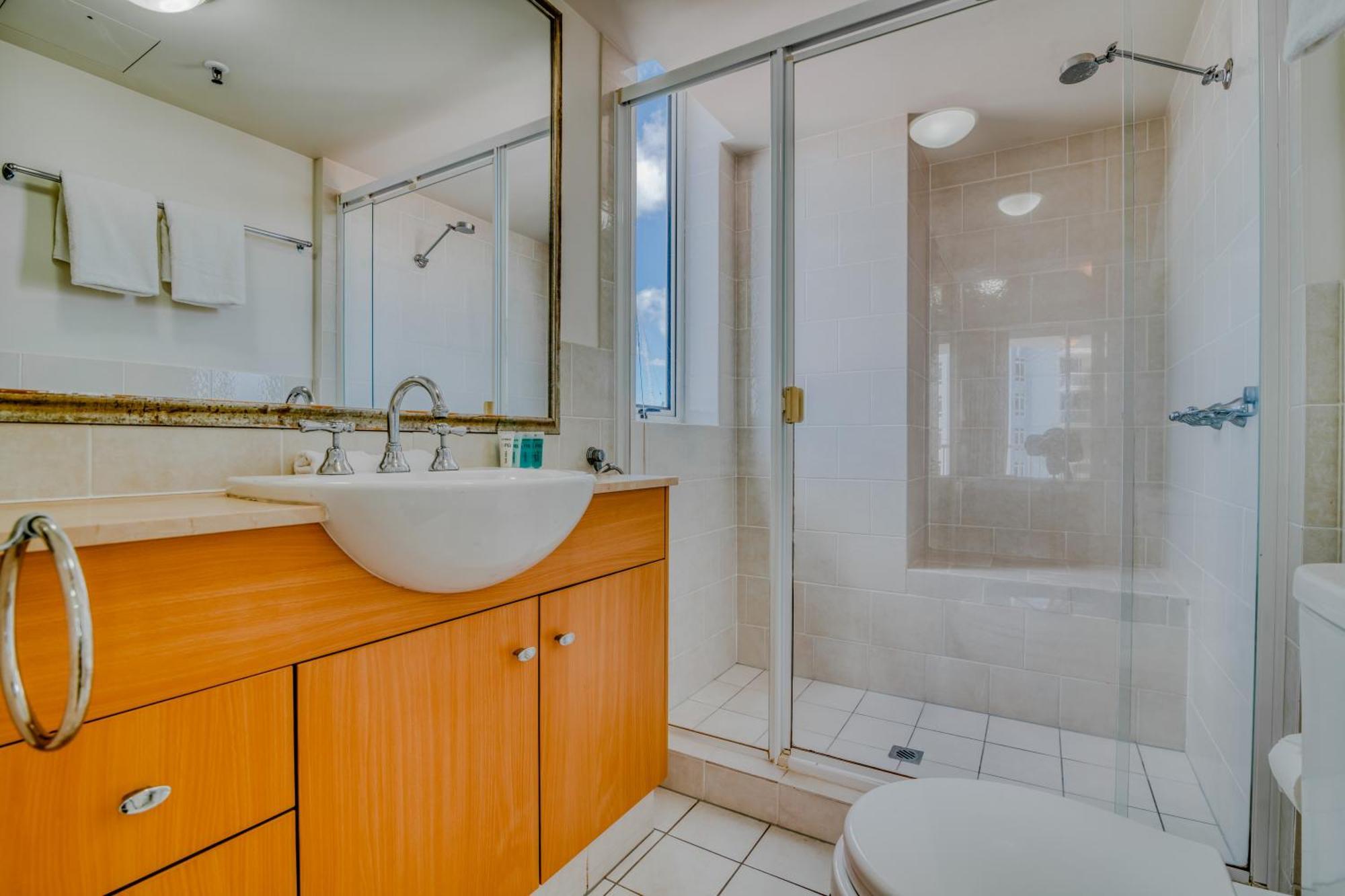Superior Three Bedroom Apartment Ocean View