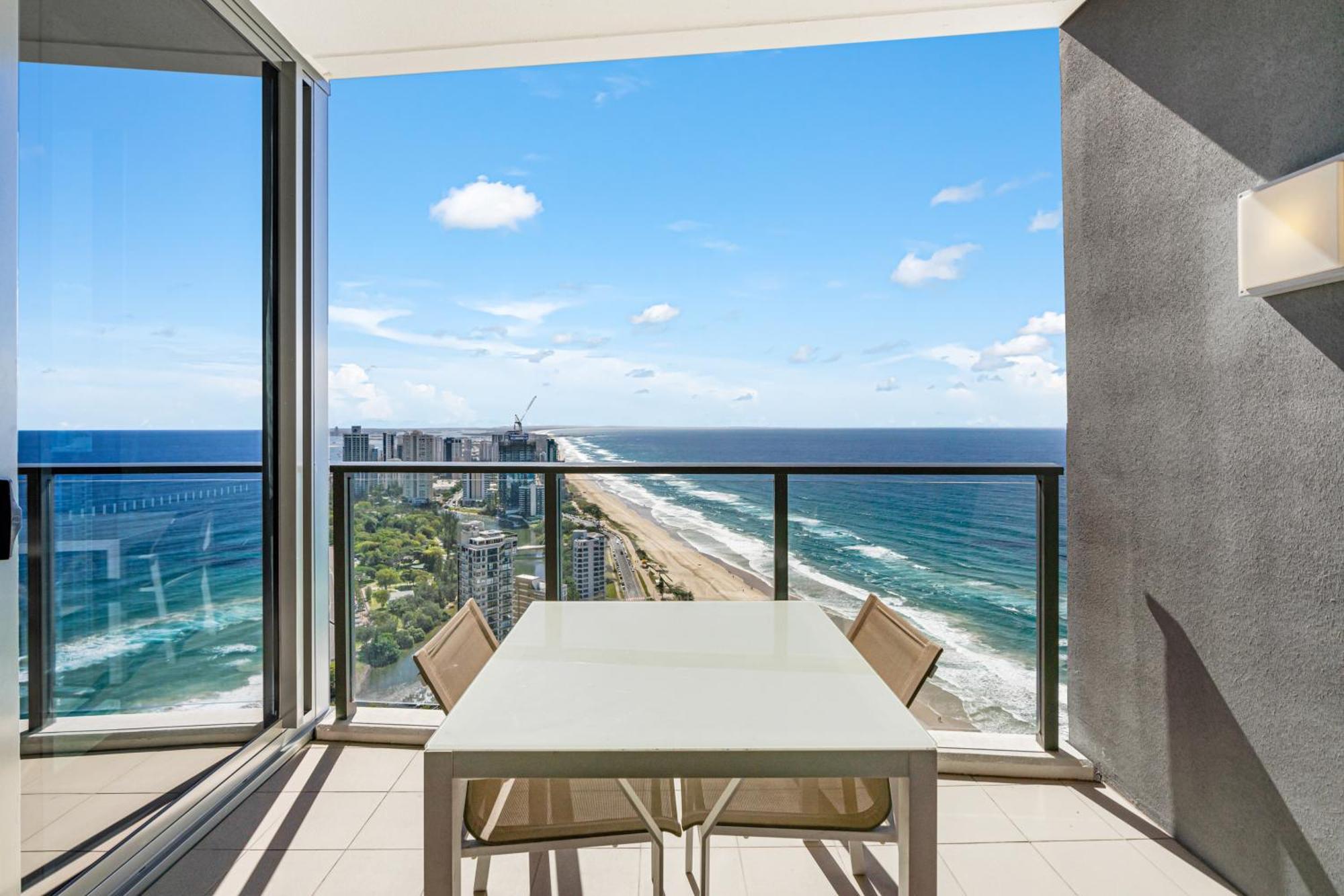 One-Bedroom Apartment Ocean View