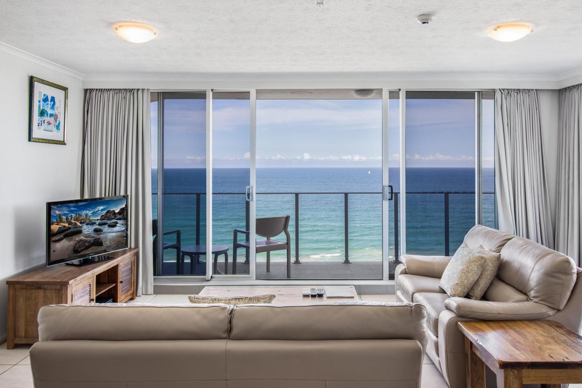 One-Bedroom Ocean View Apartment