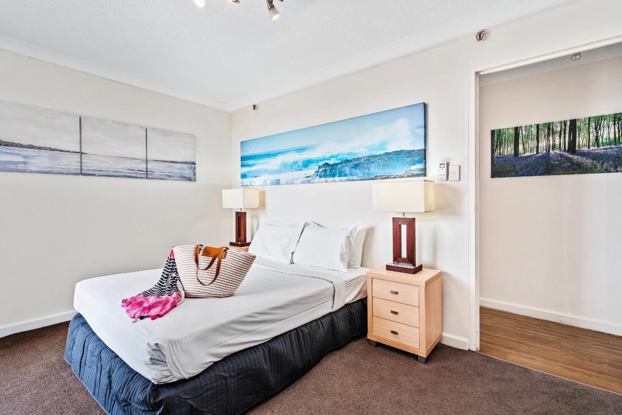 One-Bedroom Apartment Ocean View