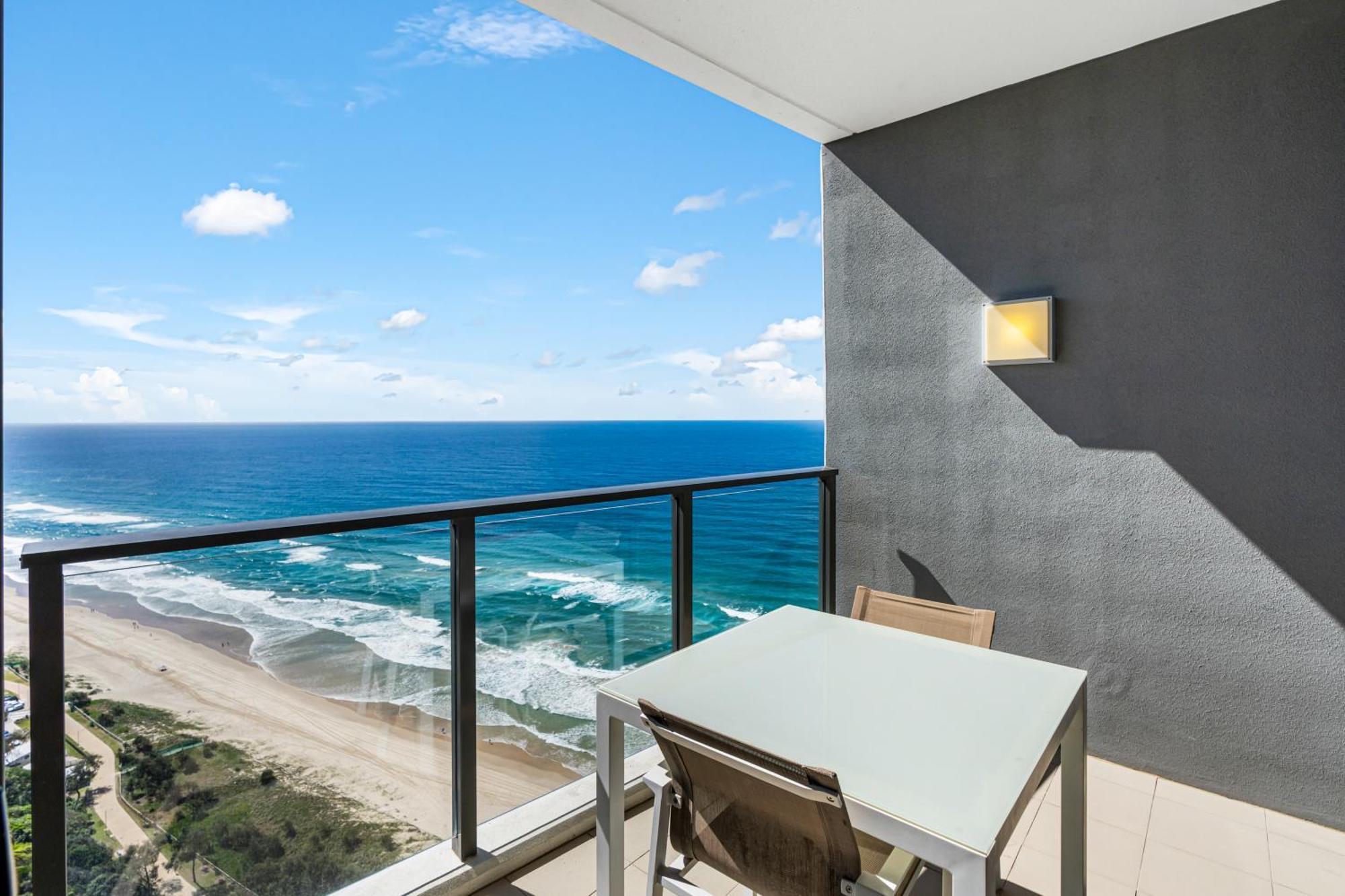 One-Bedroom Apartment Ocean View