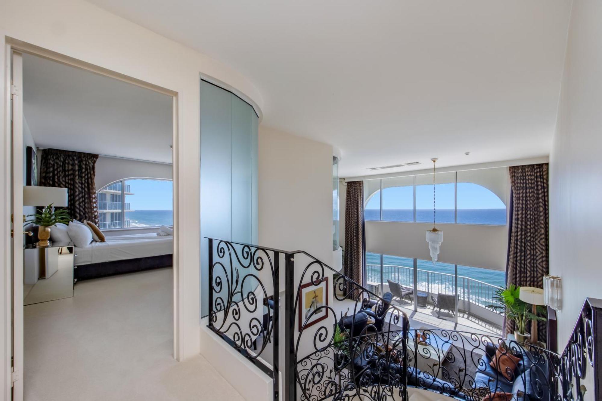 Penthouse Apartment