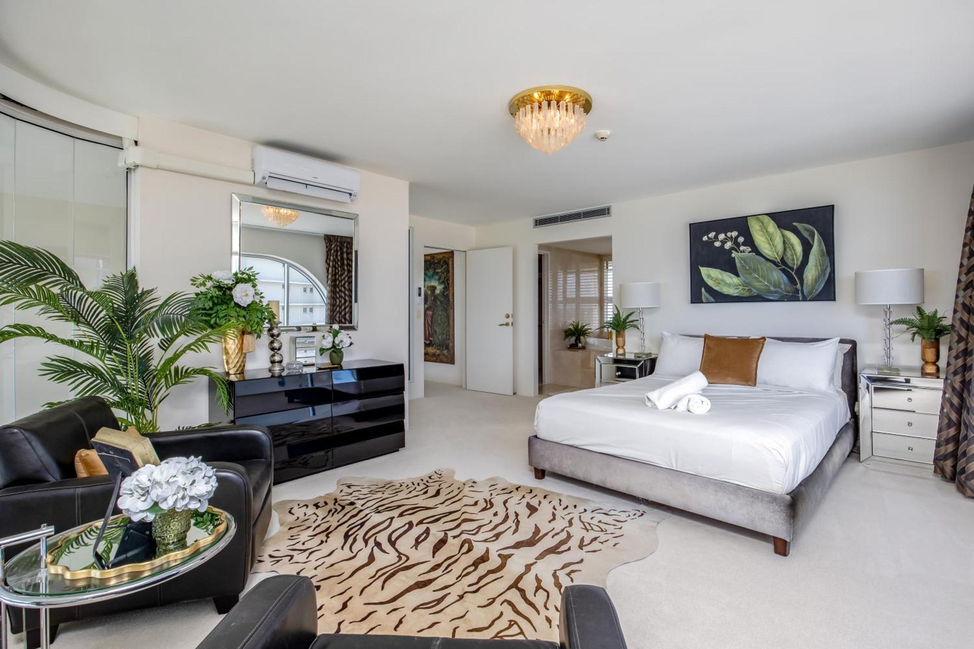 Penthouse Apartment