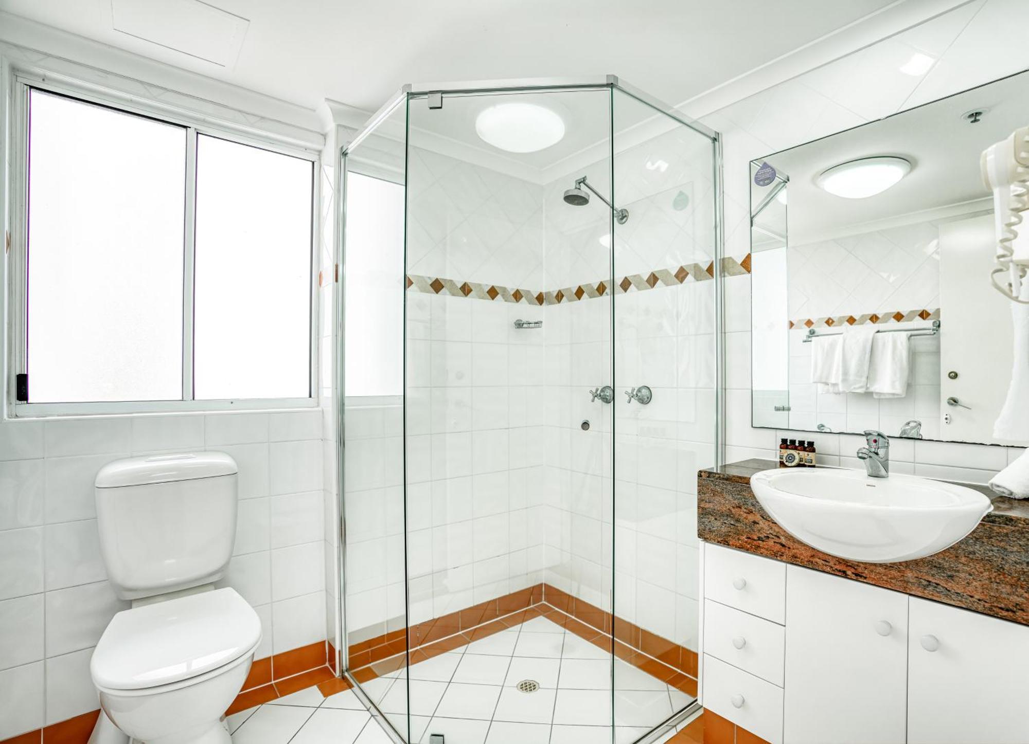 Two-Bedroom Apartment with Ocean View,446247873:JPEG