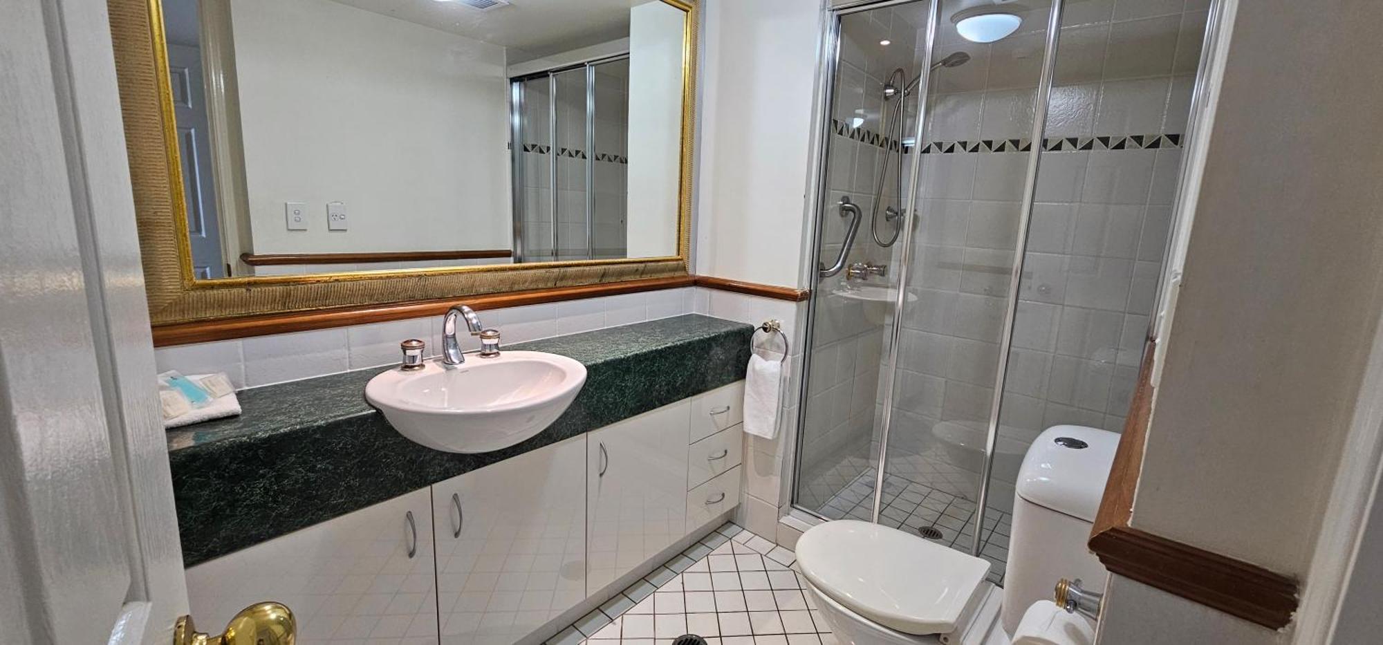 Two-Bedroom Apartment Two Bathrooms