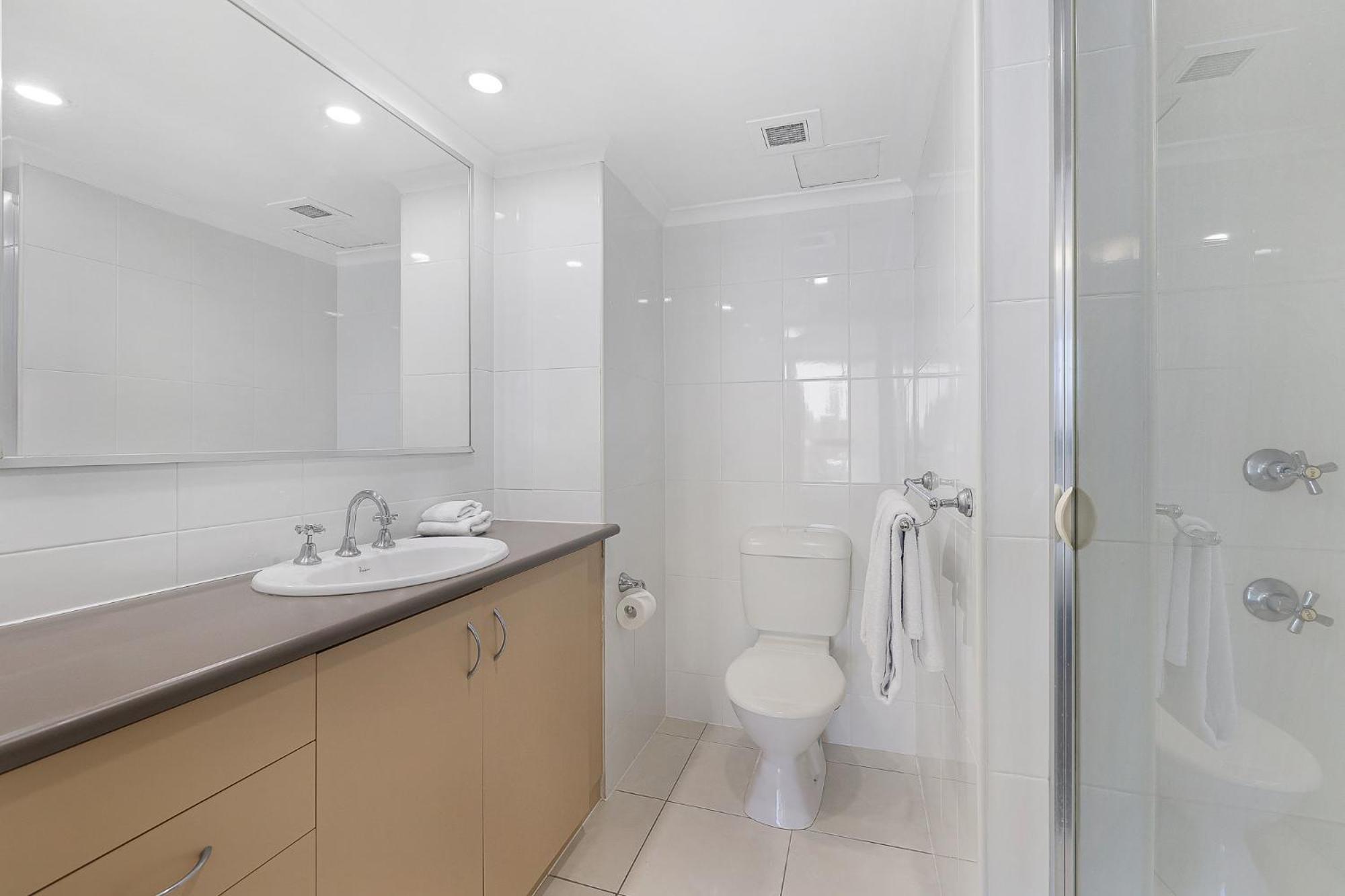 Two Bedroom Ocean View Apartment