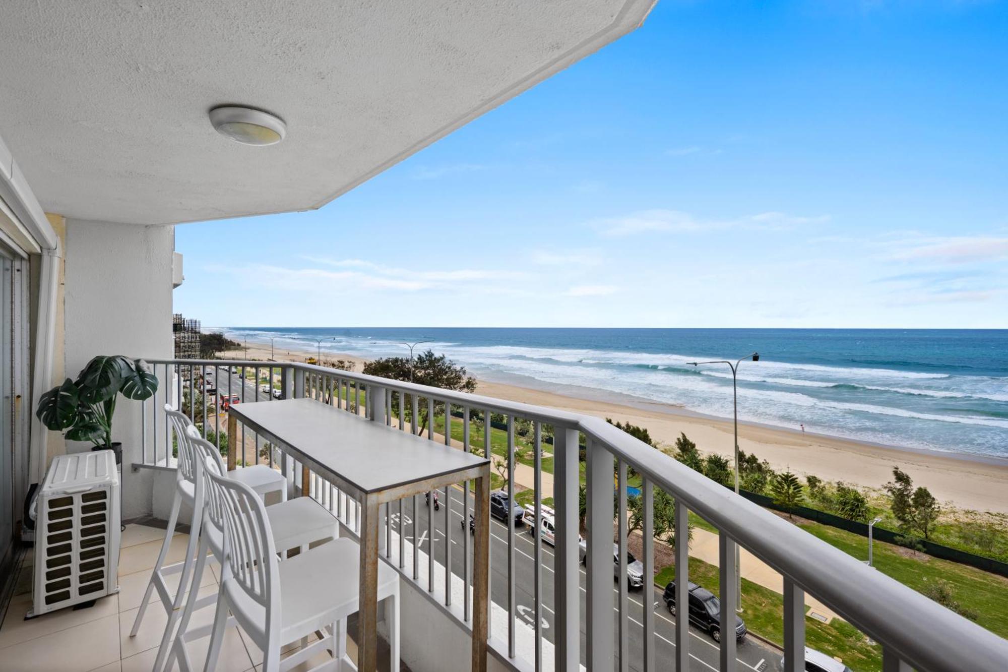 Two-Bedroom Deluxe Apartment Ocean View