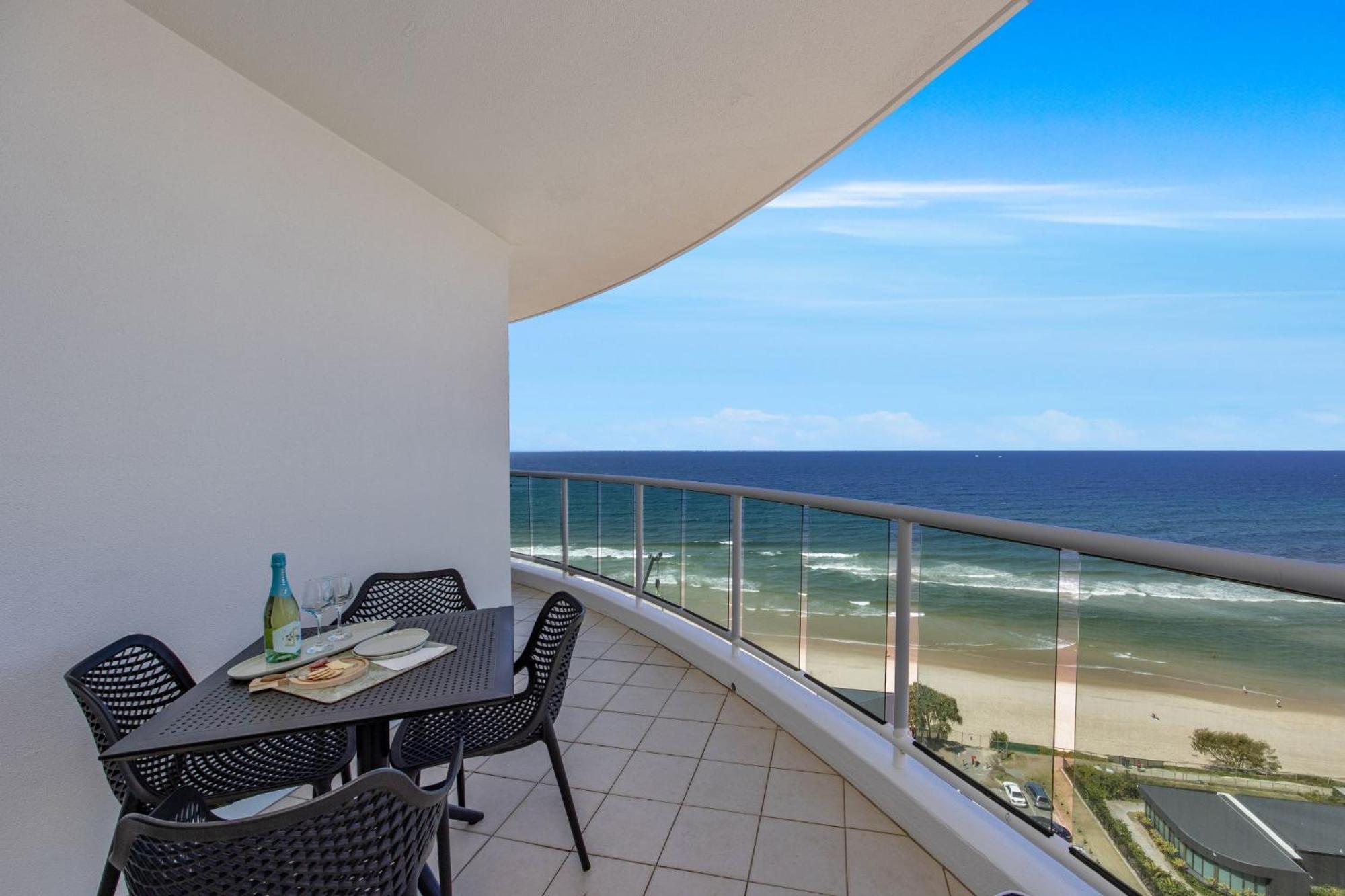 Double Two-Bedroom Apartment Ocean View