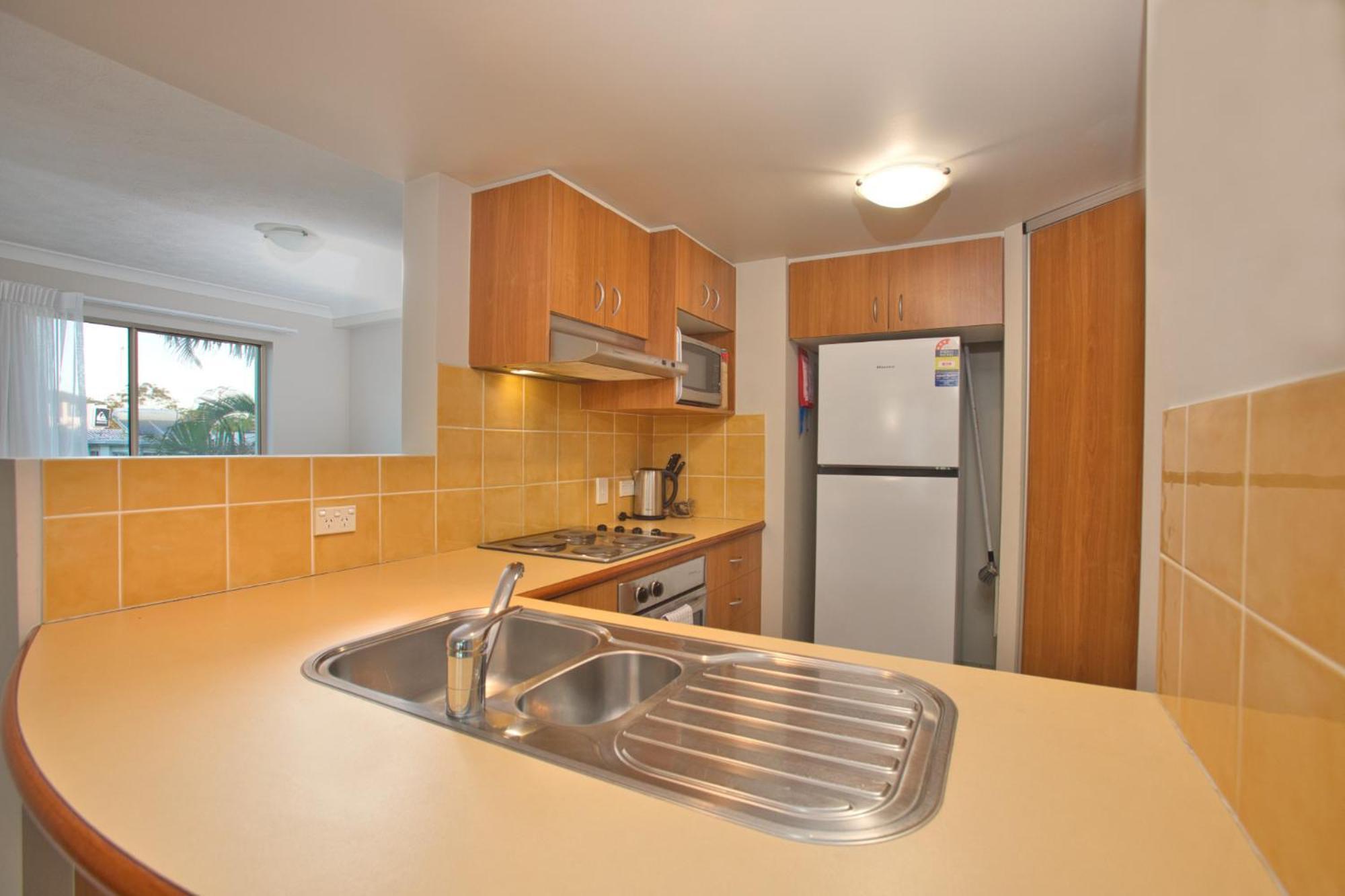 Deluxe One-Bedroom Apartment