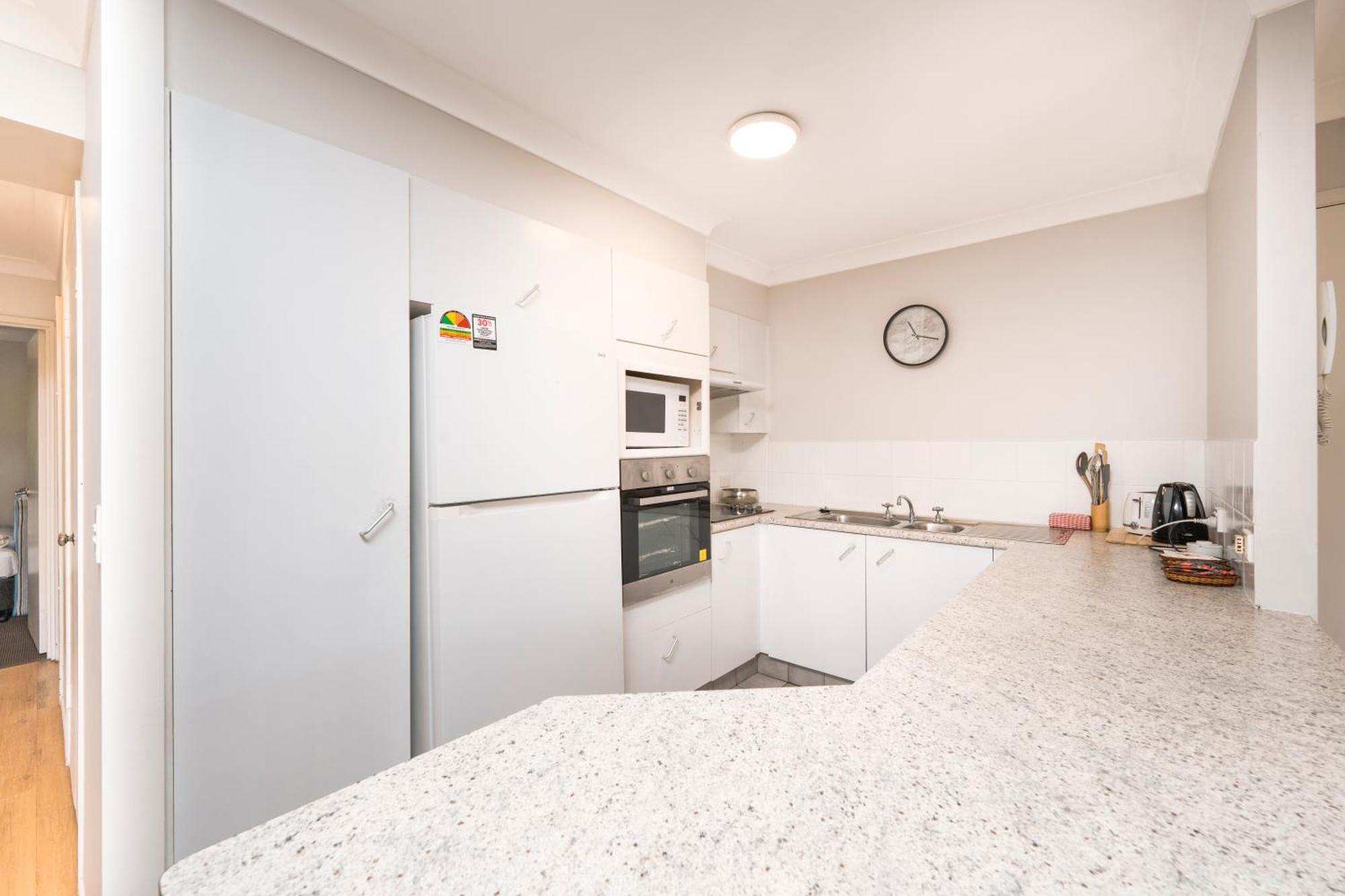 Apartment with Pool View,1756454648:JPEG