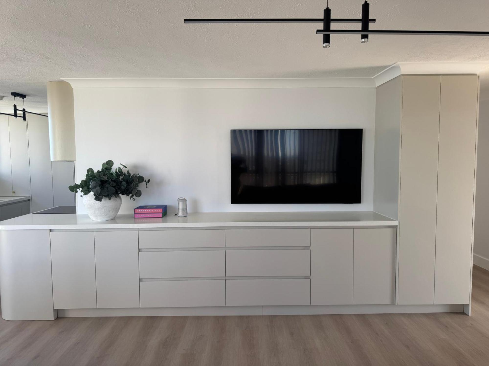 Two-Bedroom Ocean View Apartment