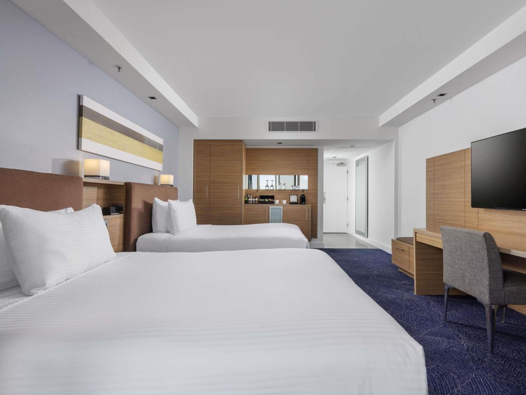 Superior Double Room Hinterland View Two Double Beds