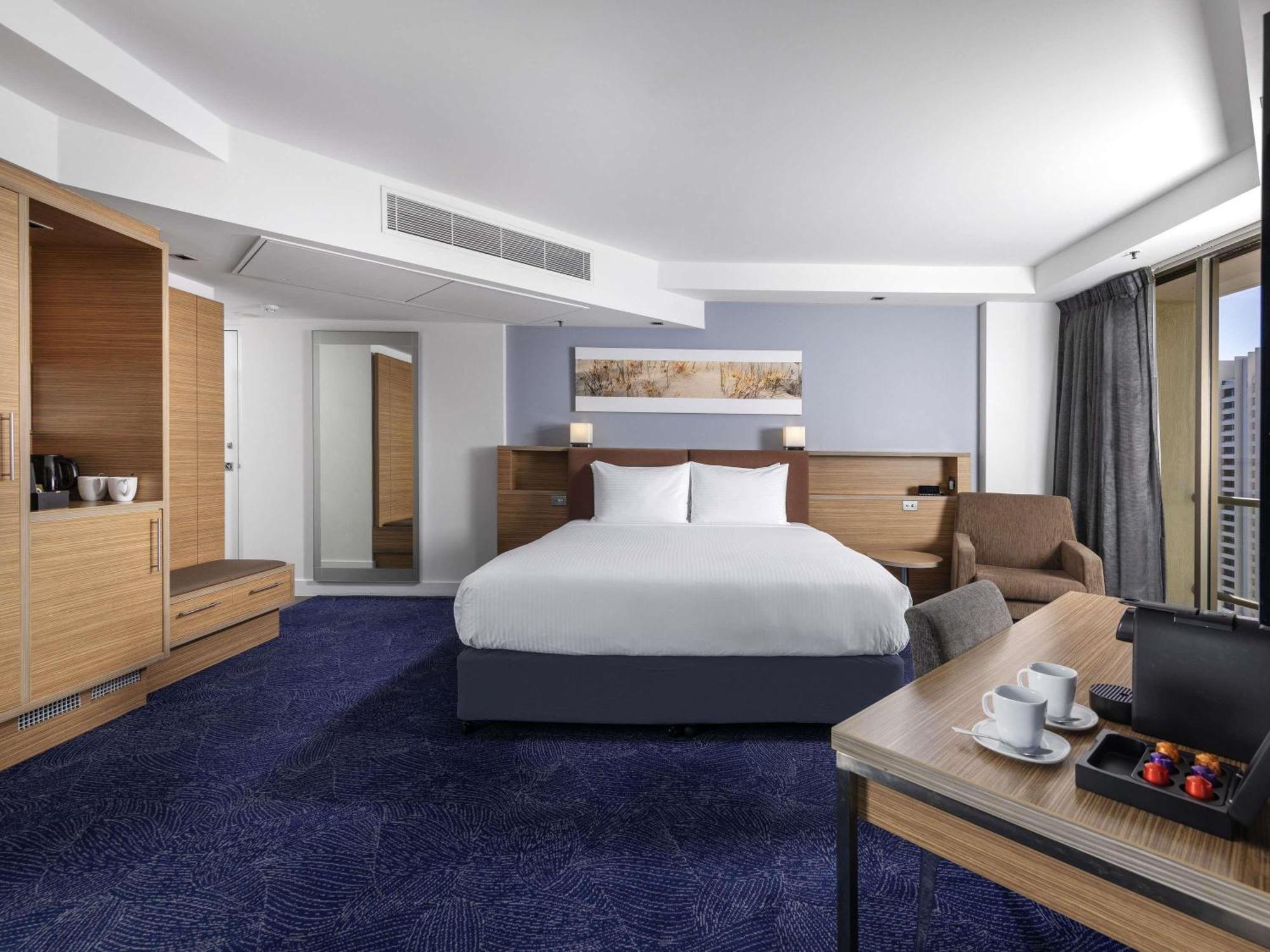 Signature King Room Ocean View Spa Bath