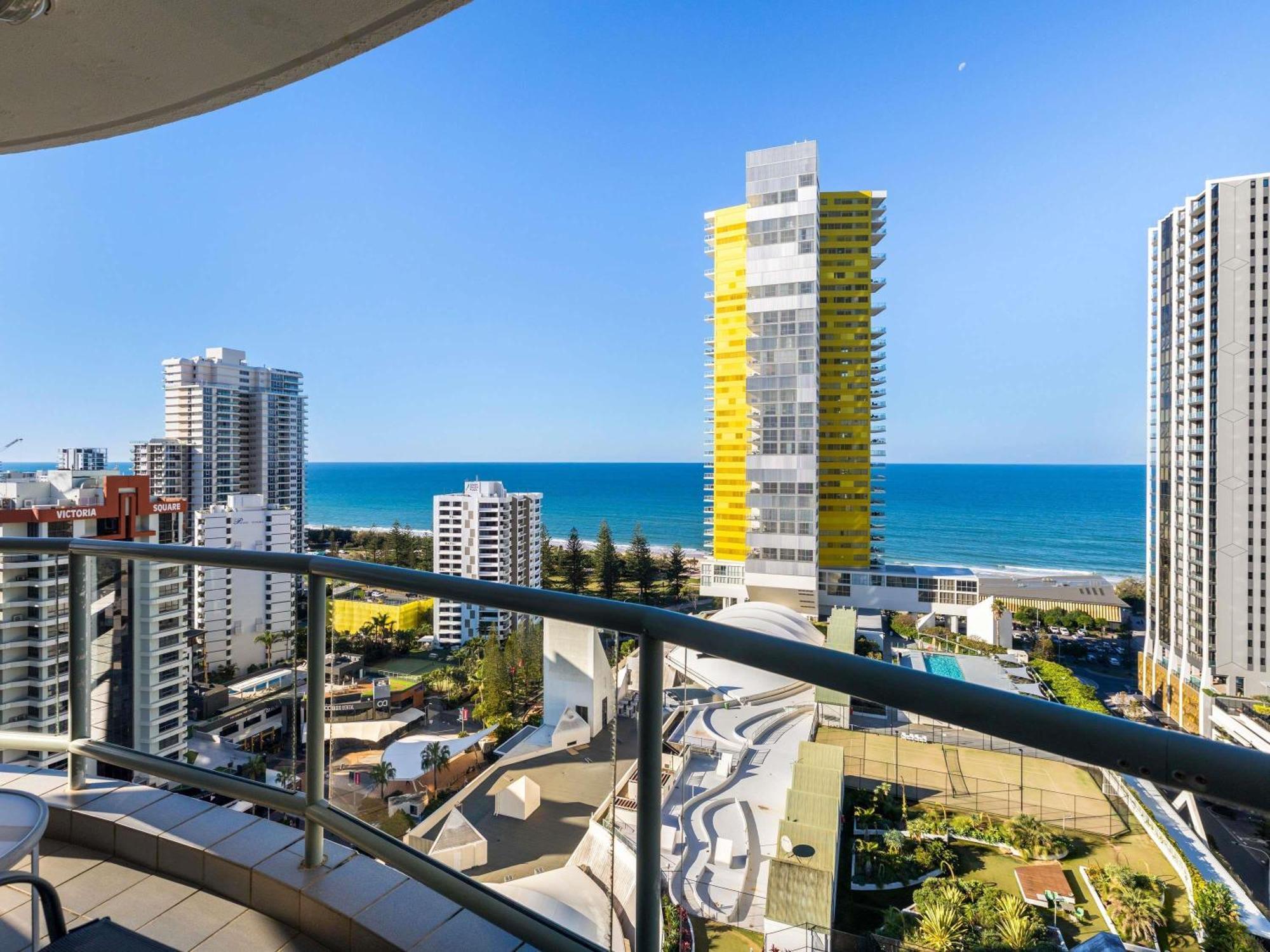 Signature King Room Ocean View Spa Bath
