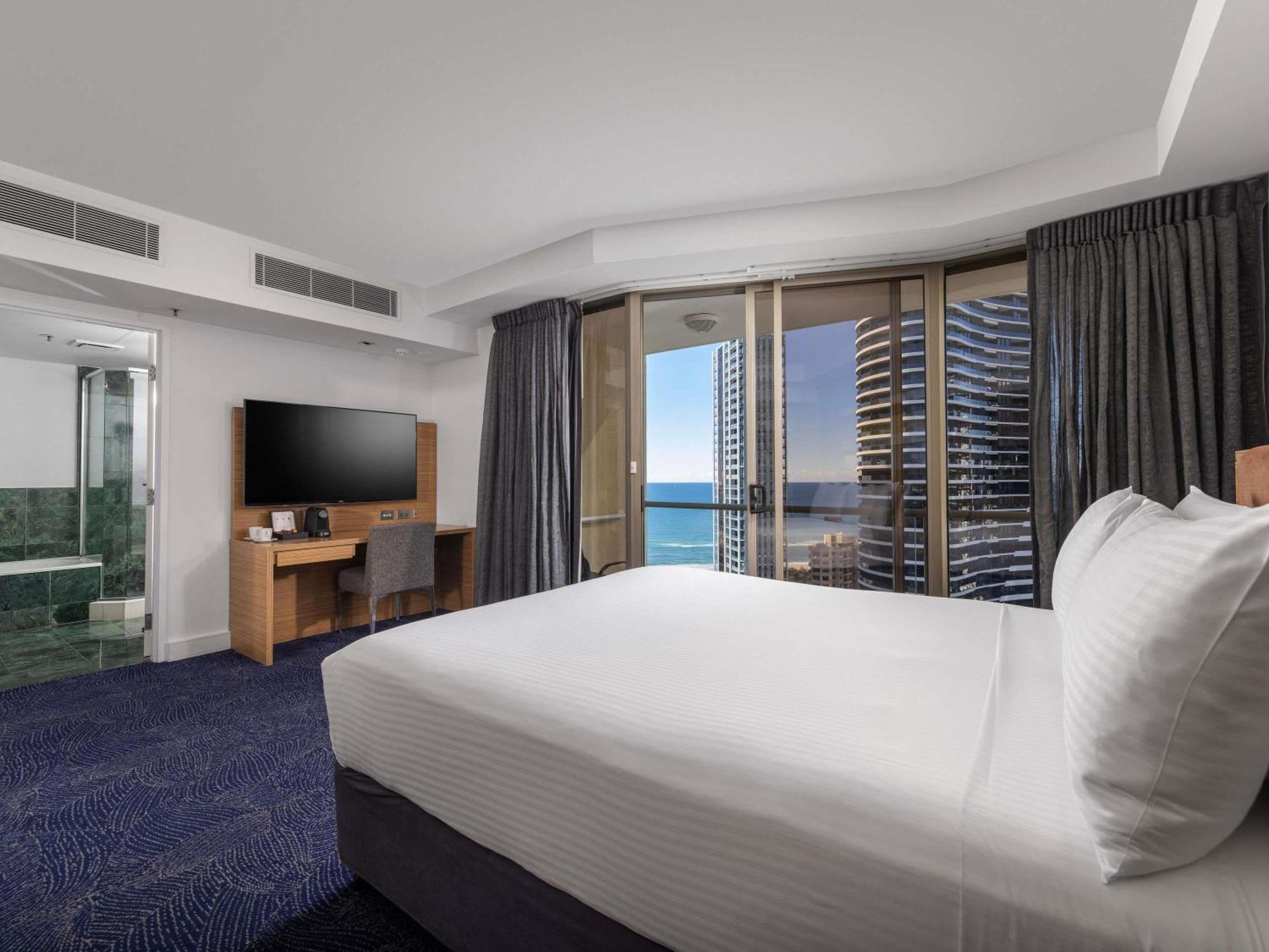 Superior Double Room Hinterland View Two Double Beds