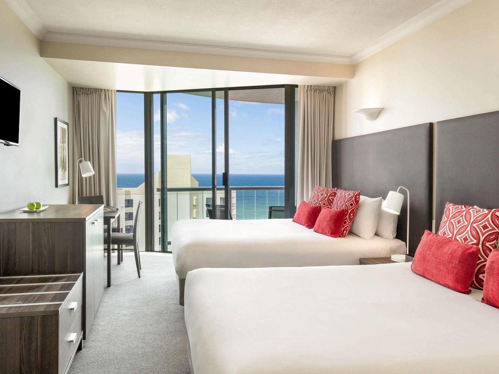 Hotel Deluxe Twin Room Ocean View