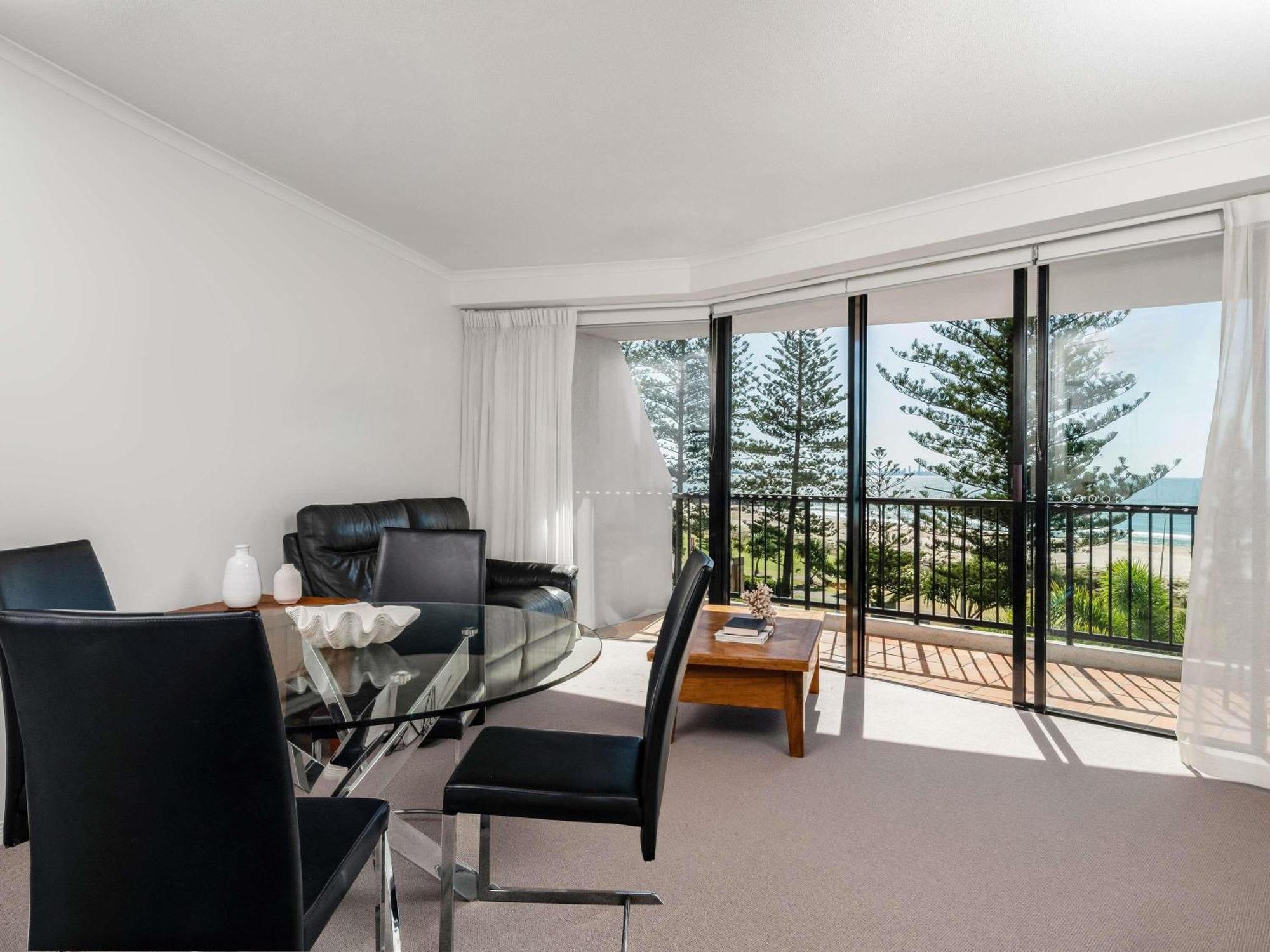 One-Bedroom Apartment Ocean View